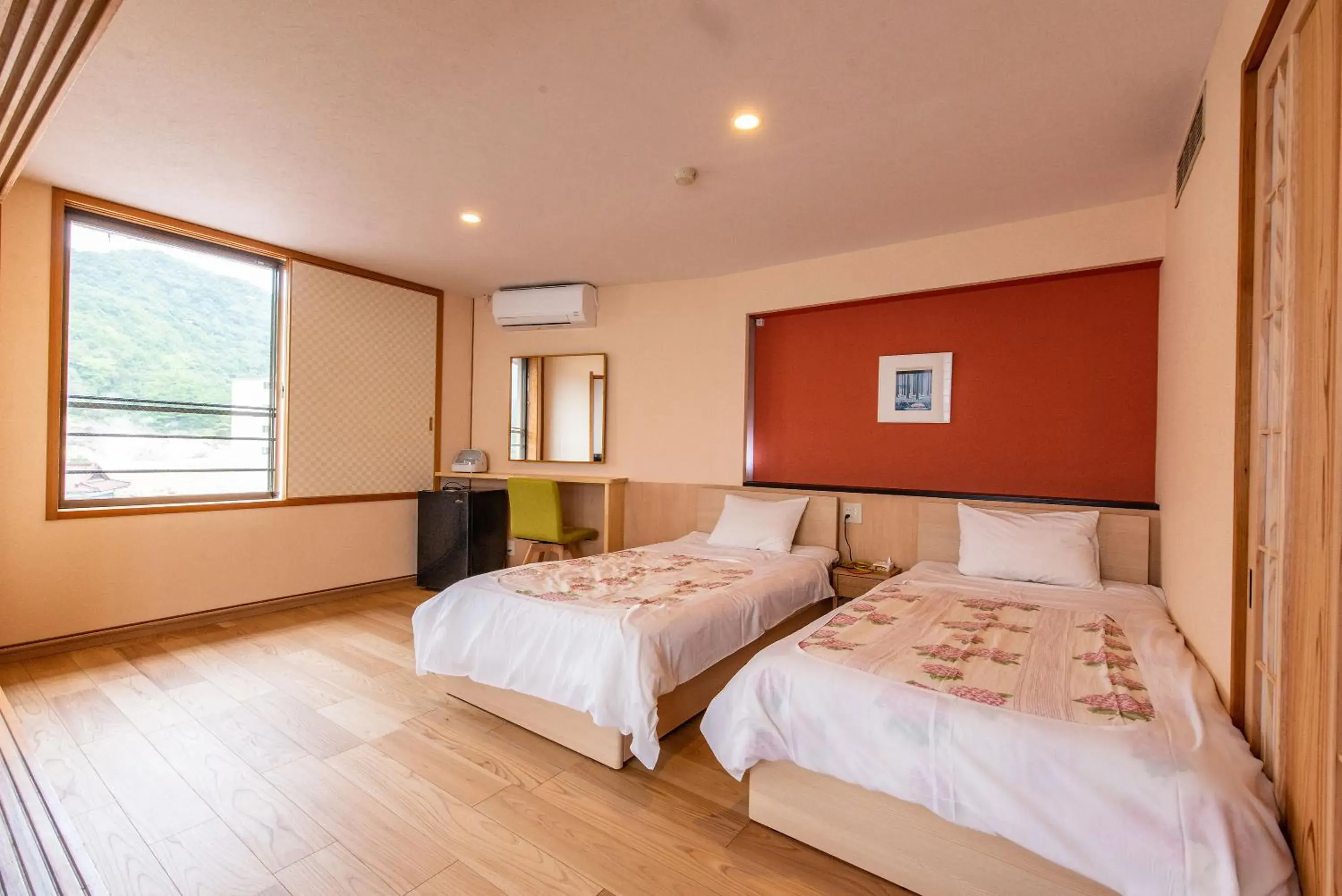 Twin Room with View in Unzen Sky Hotel Twin Room with View in Unzen Sky Hotel