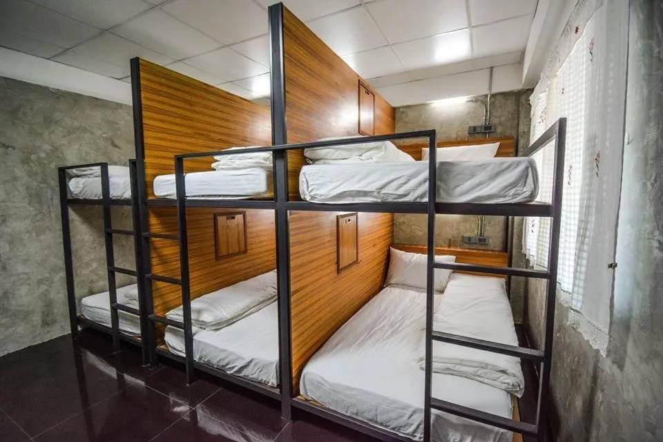 Bed in Baan Lung Poshtel