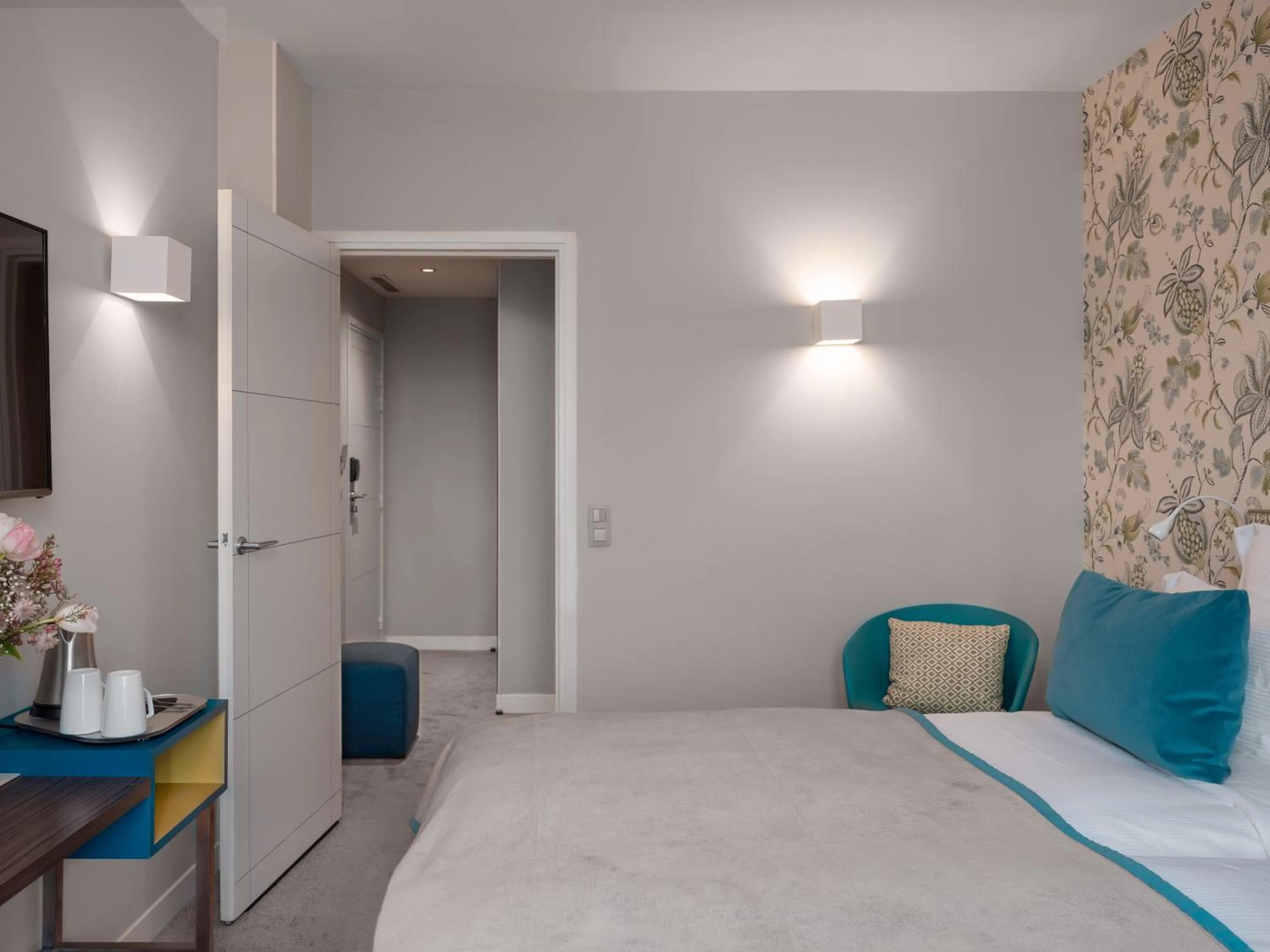 Bedroom, Bed in Hotel Le Mareuil