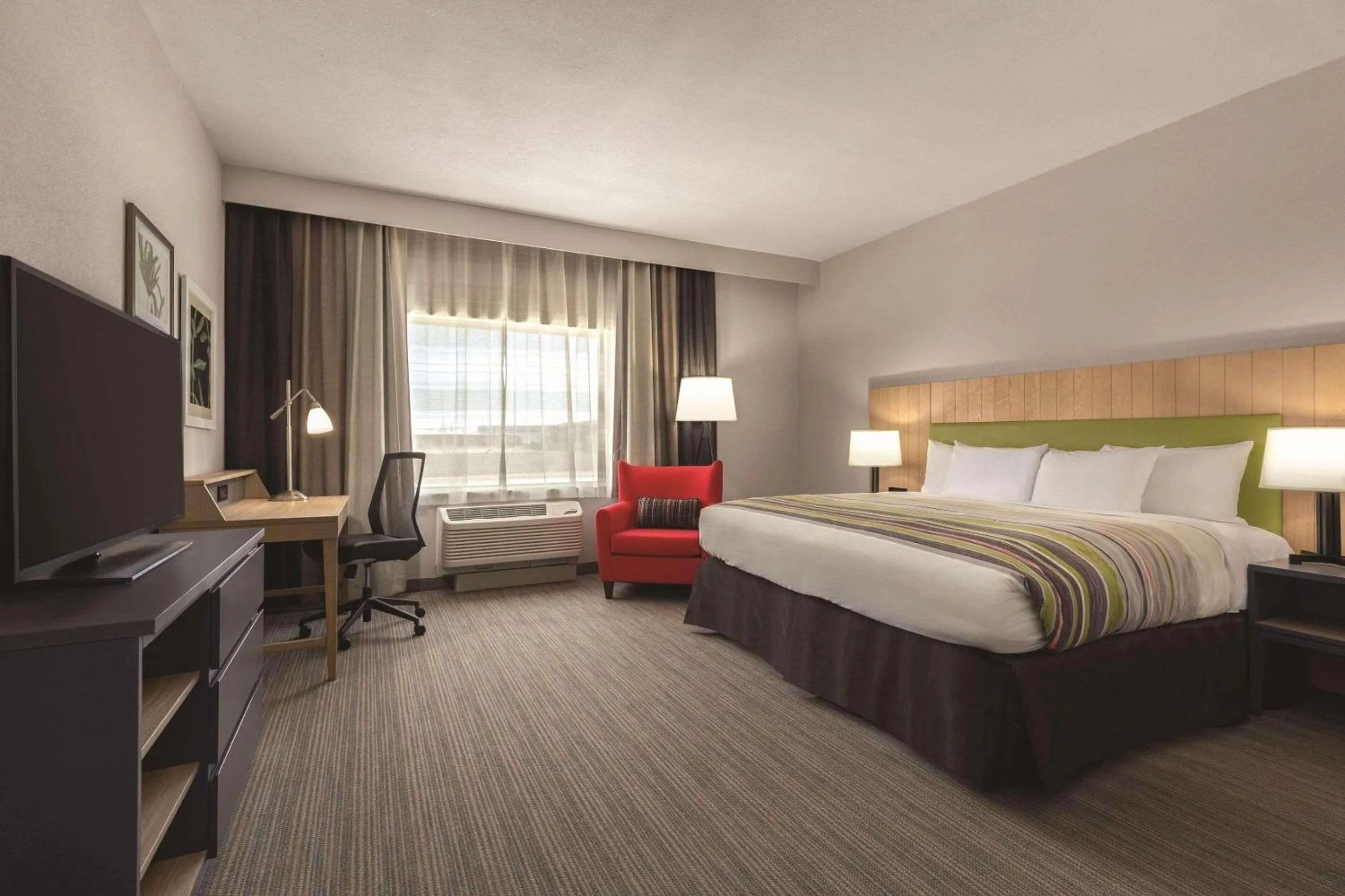Bedroom, Bed in Country Inn & Suites by Radisson, Lubbock Southwest, TX