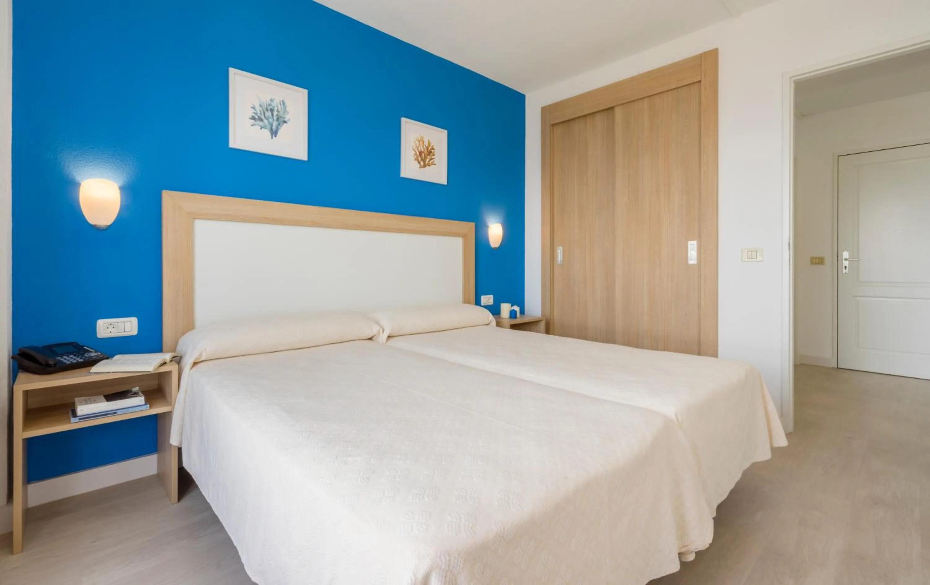 Bed in Apartamentos Centro Cancajos