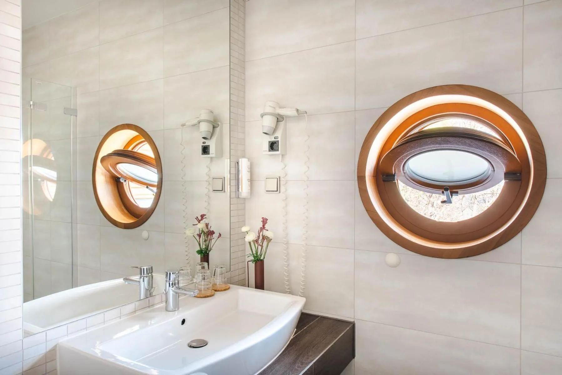 Bathroom in Hotel Różany Gaj - Destigo Hotels