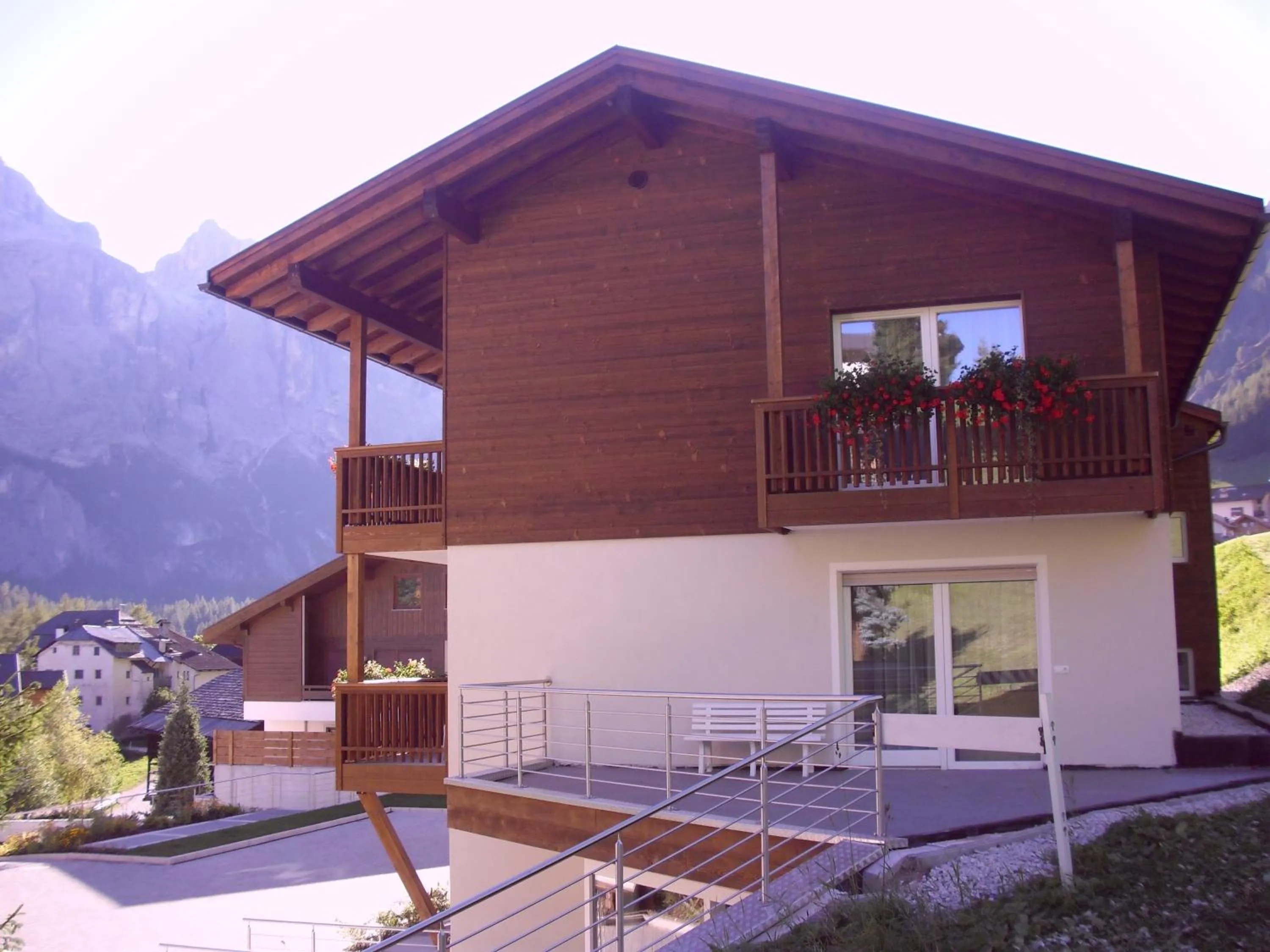 Facade/entrance in Ciasa Sunara