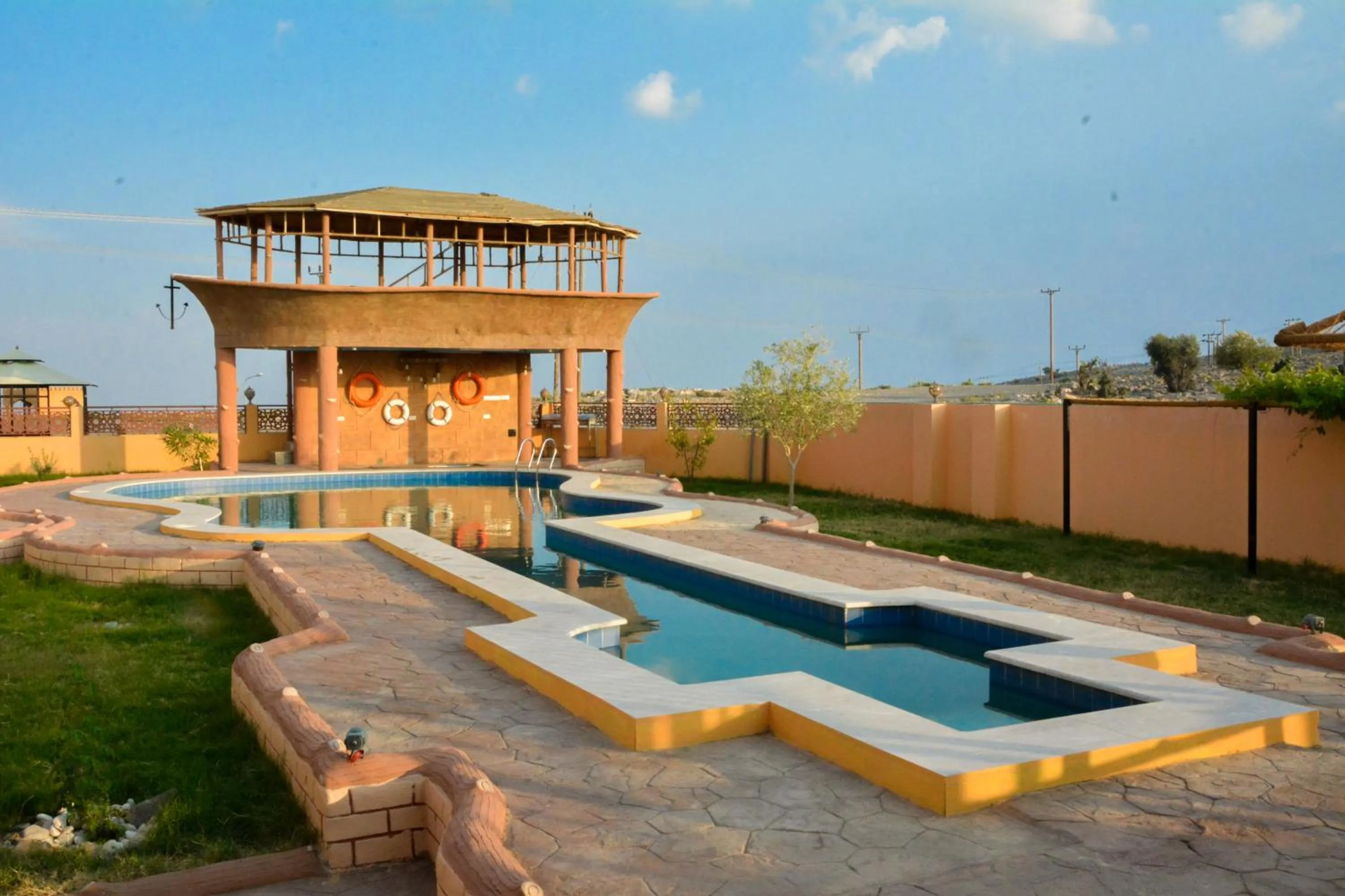 Pool view in Jabal Al Akhdar Grand Hotel