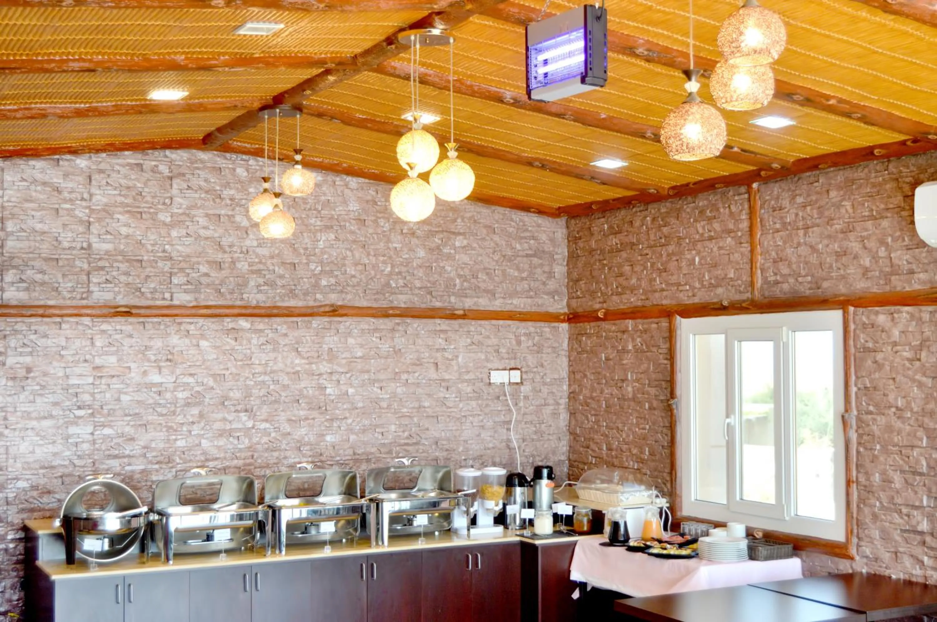 Buffet breakfast in Jabal Al Akhdar Grand Hotel