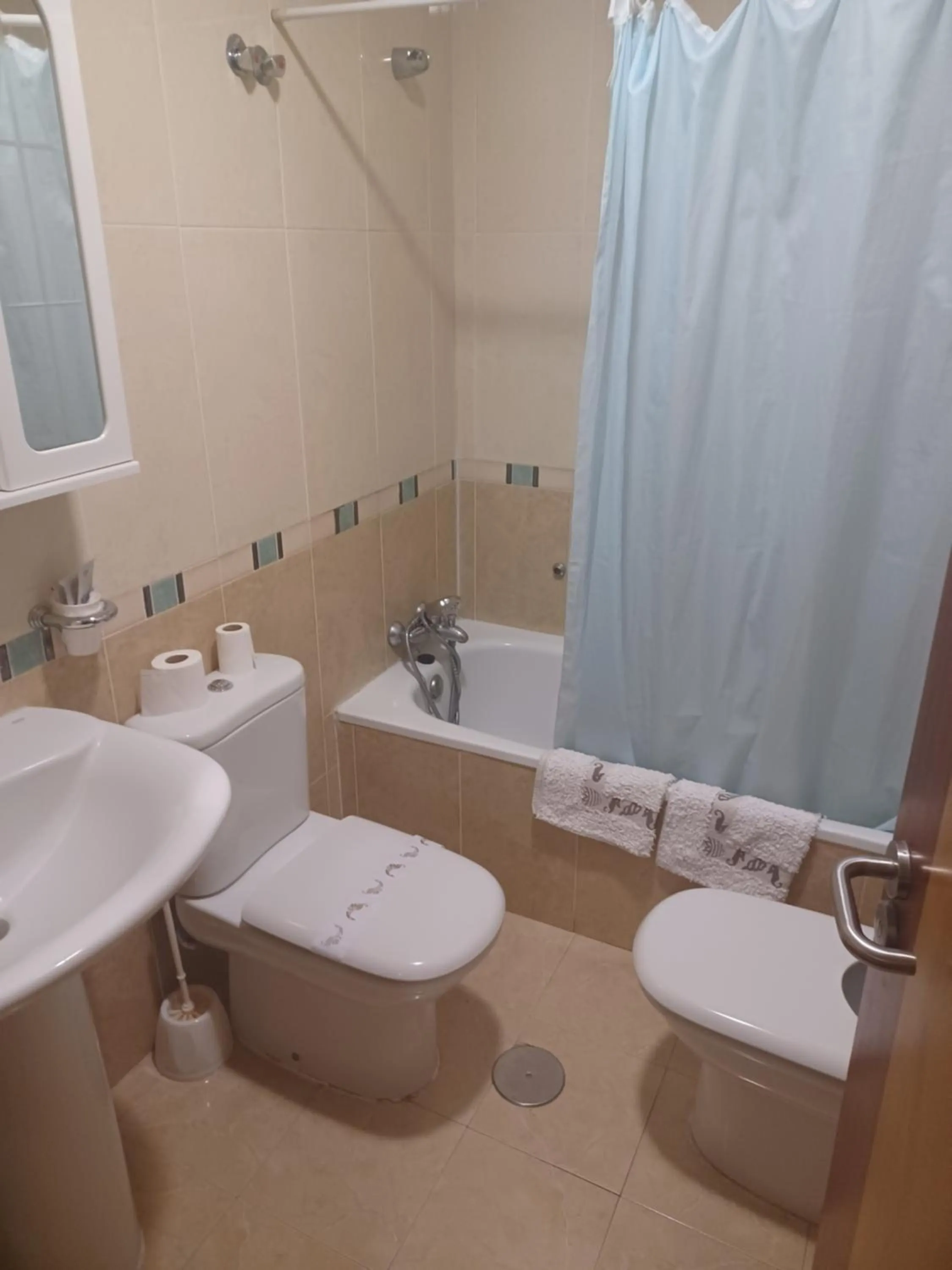 Bathroom in Hotel 2 de mayo 2