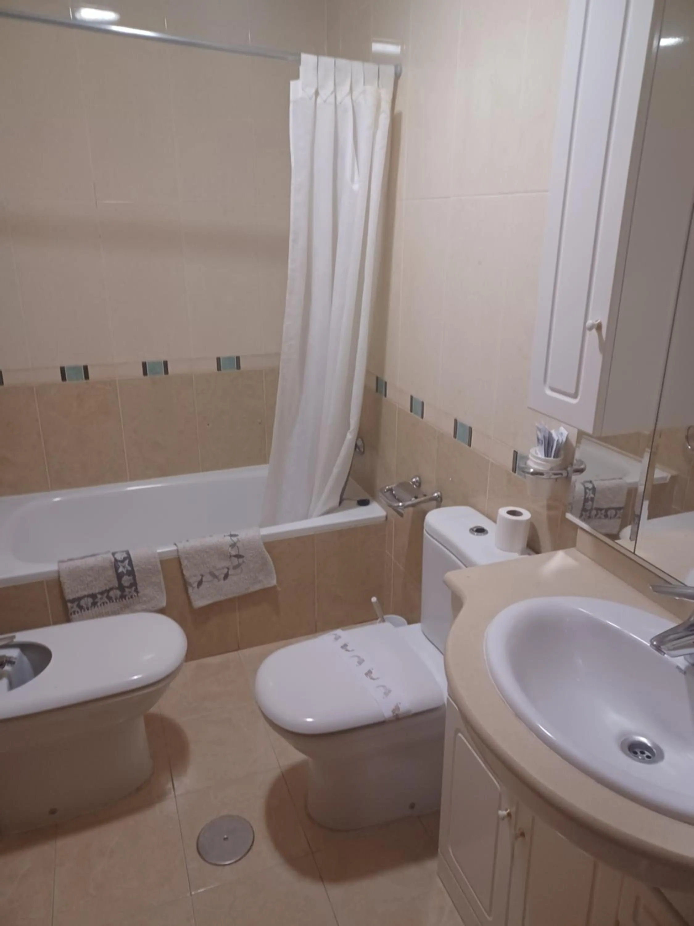 Bathroom in Hotel 2 de mayo 2