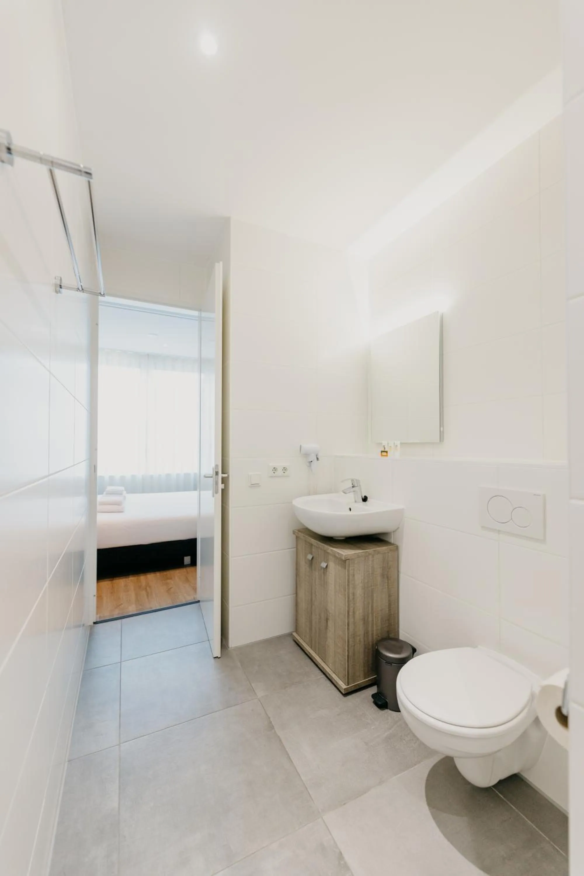 Toilet in Amsterdam ID Aparthotel