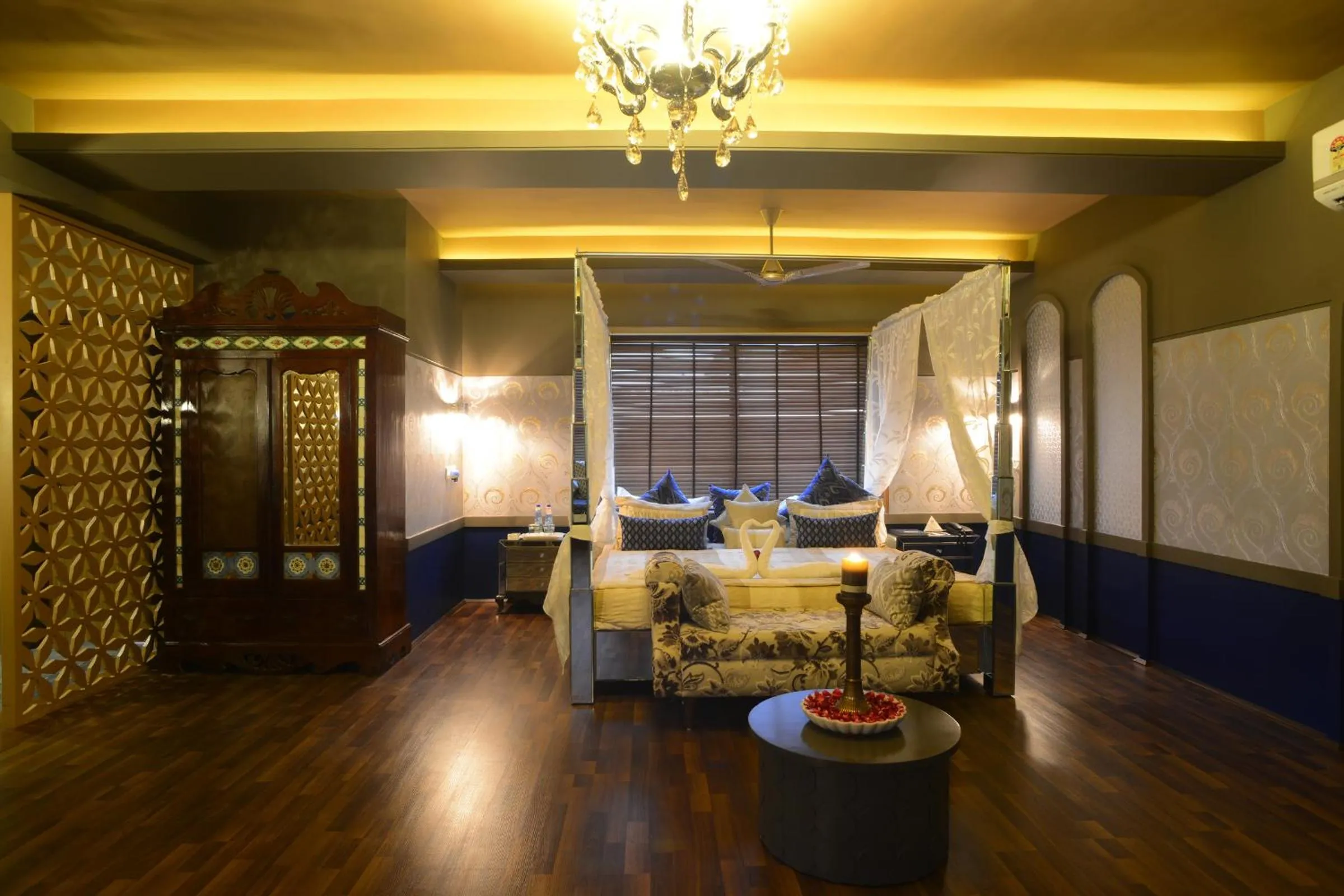 Heritage Khirasara Palace