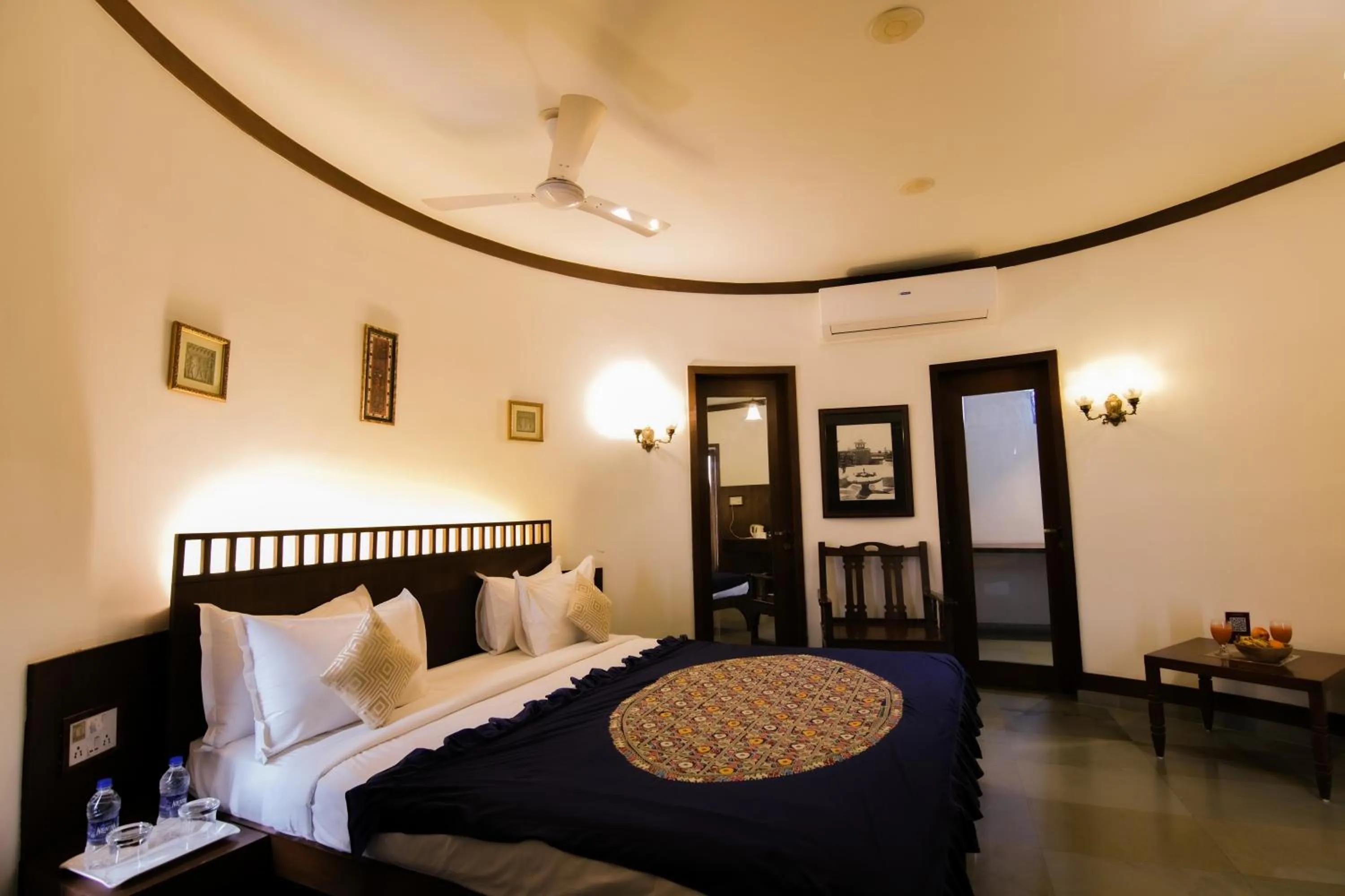 Bed in Heritage Khirasara Palace