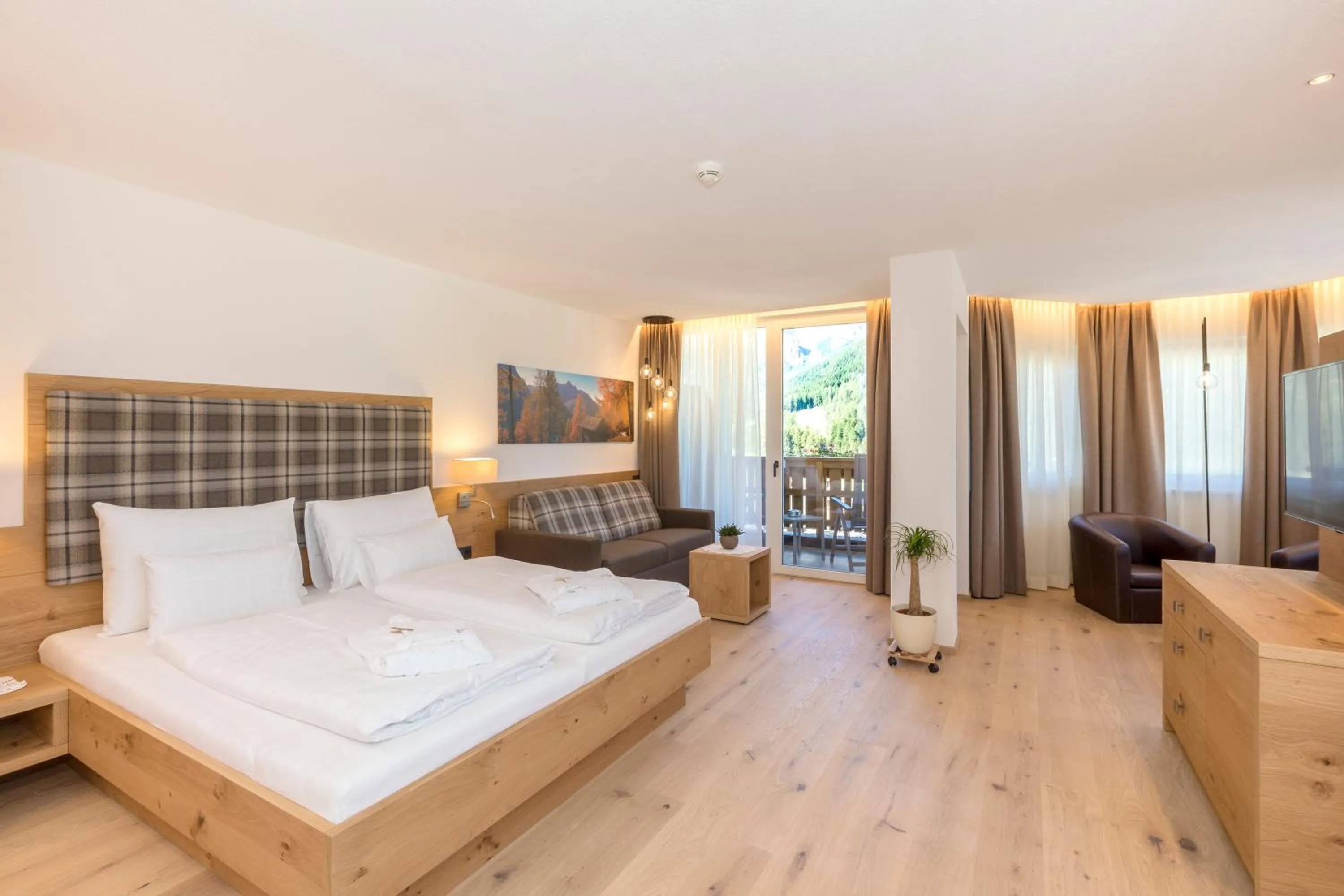 City view, Bed in Hotel Royal