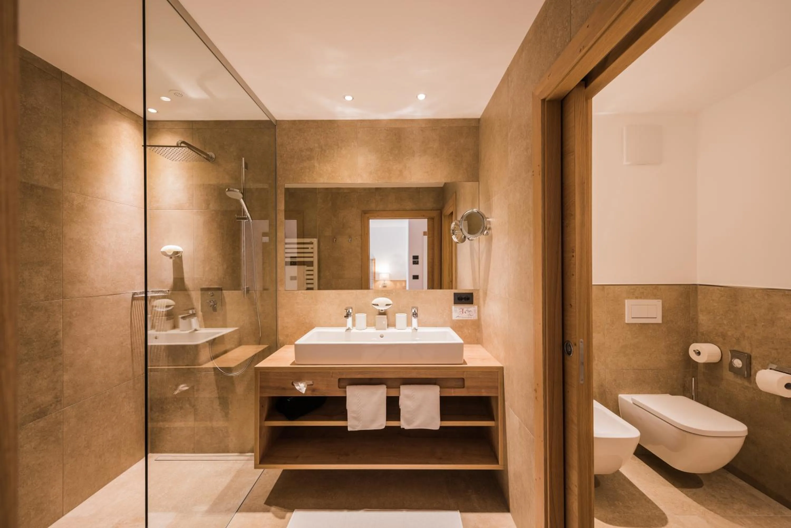 Bathroom in Hotel Royal