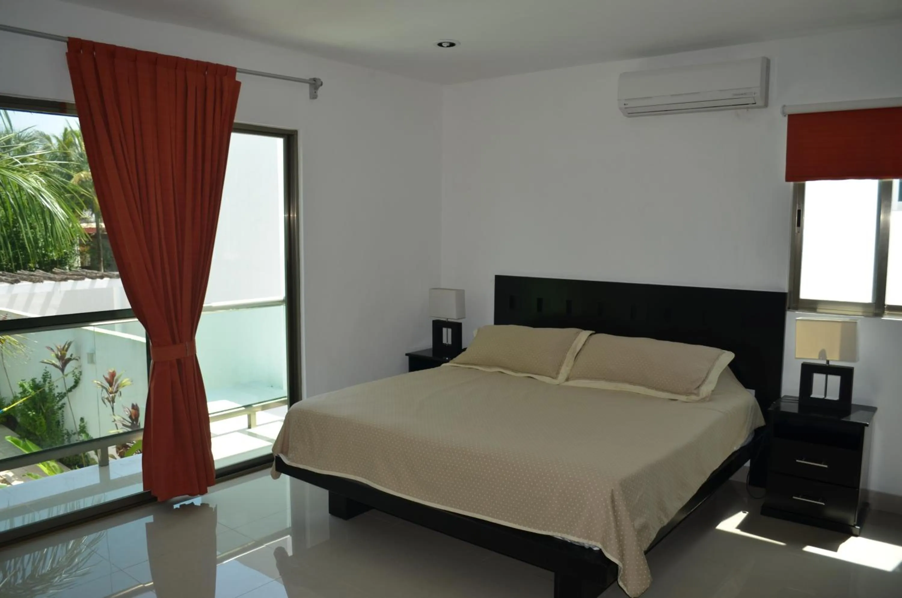 Photo of the whole room, Bed in Casa Mango