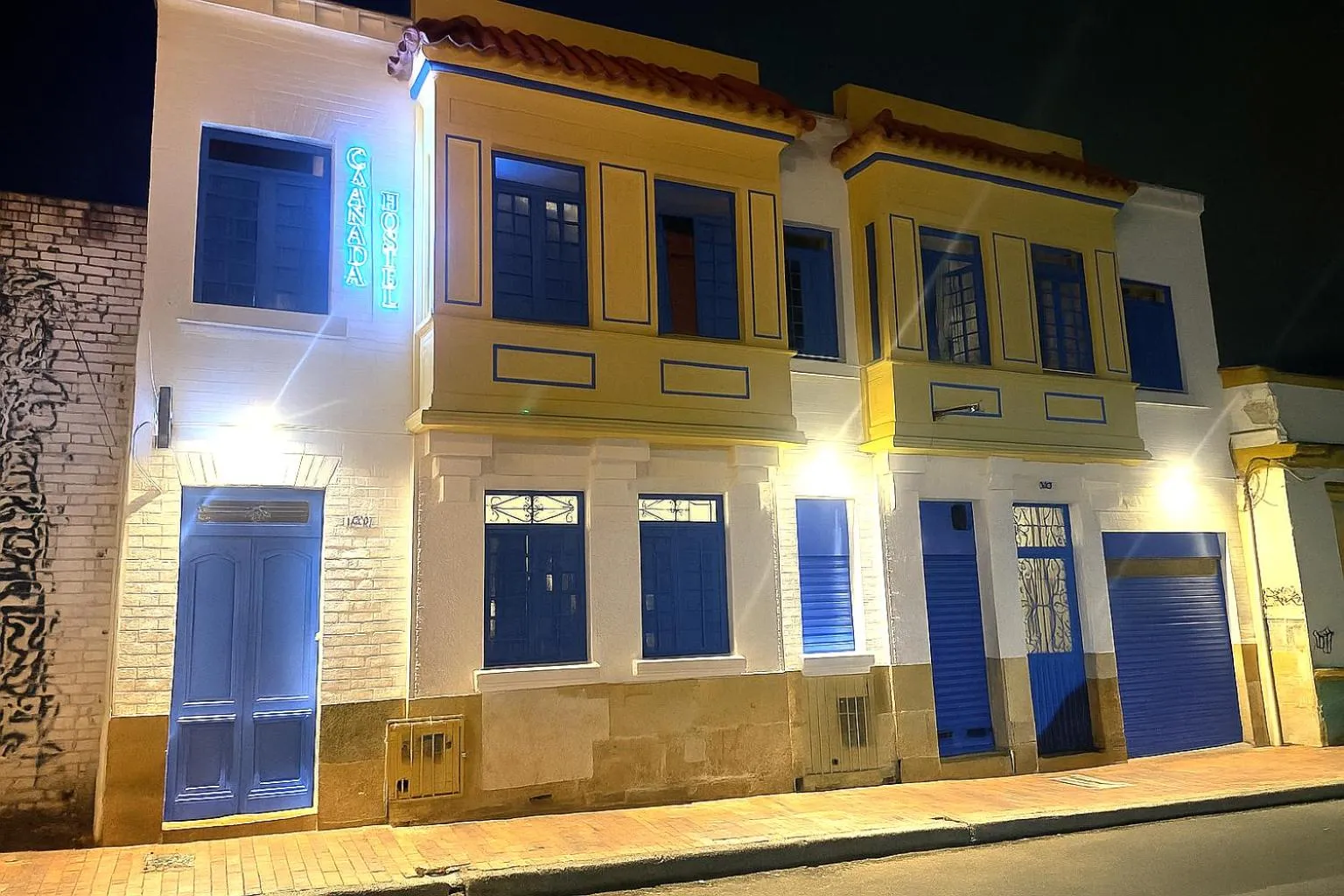 Property building in Granada Hostel