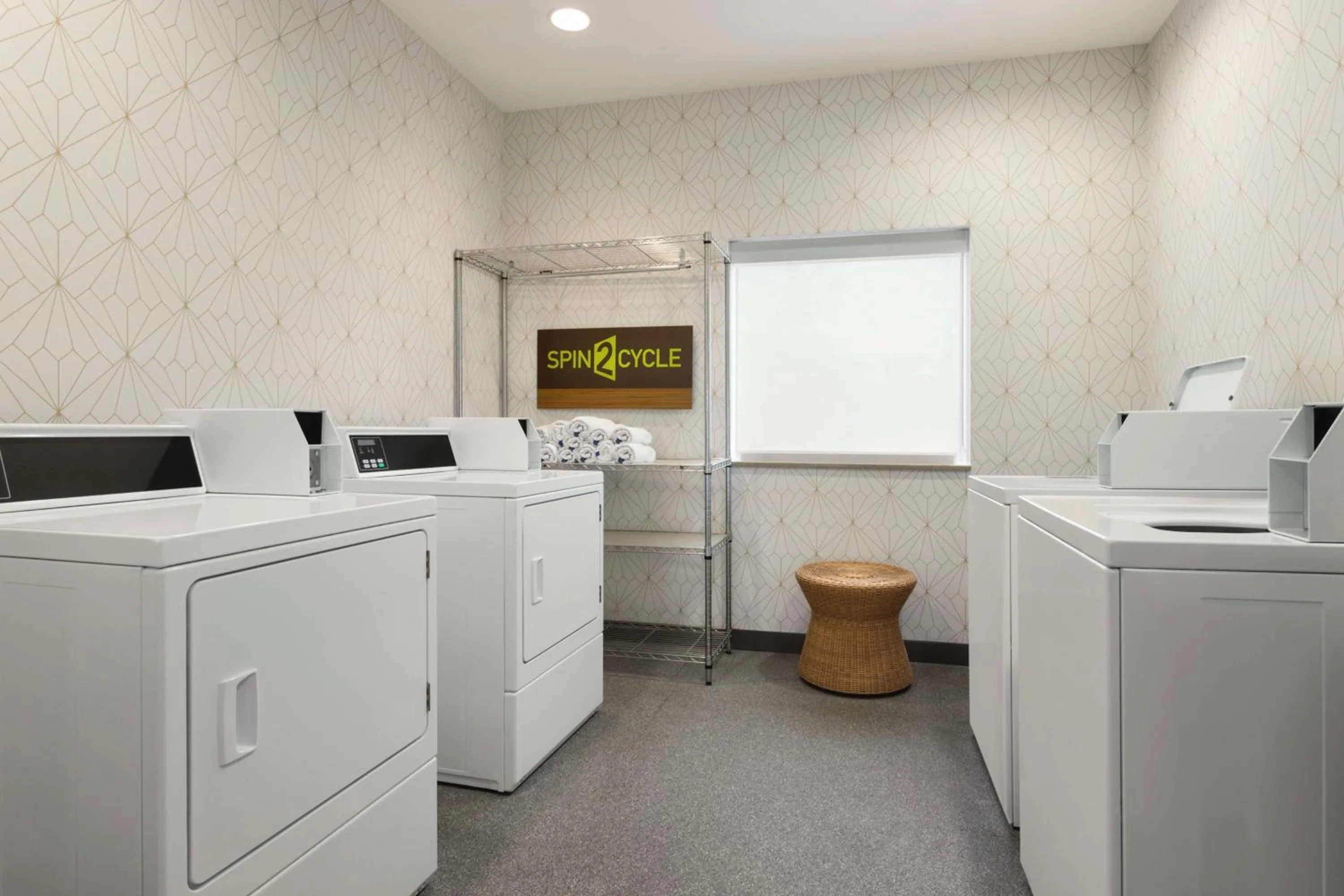 laundry in Home2 Suites by Hilton - Oxford