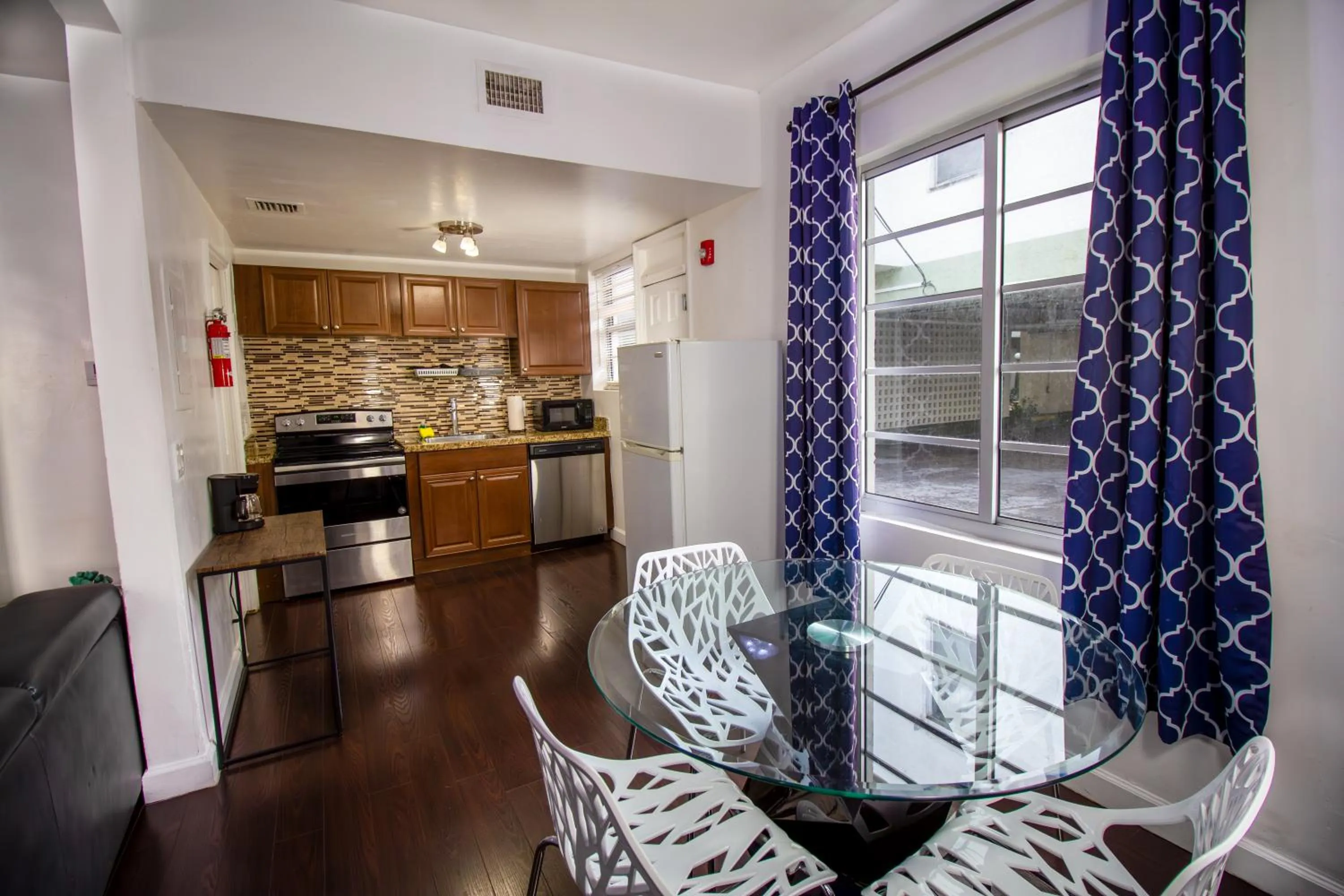 Kitchen or kitchenette in Casa Gaby Apartments Part of the Oasis Casita Collection