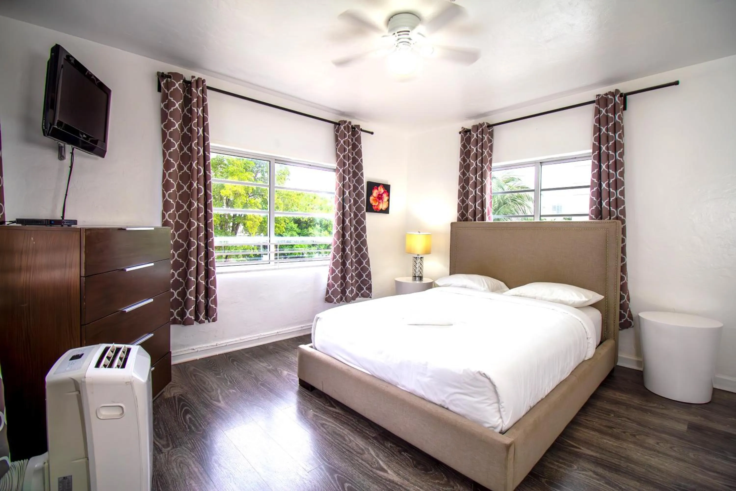 Bed in Casa Gaby Apartments Part of the Oasis Casita Collection