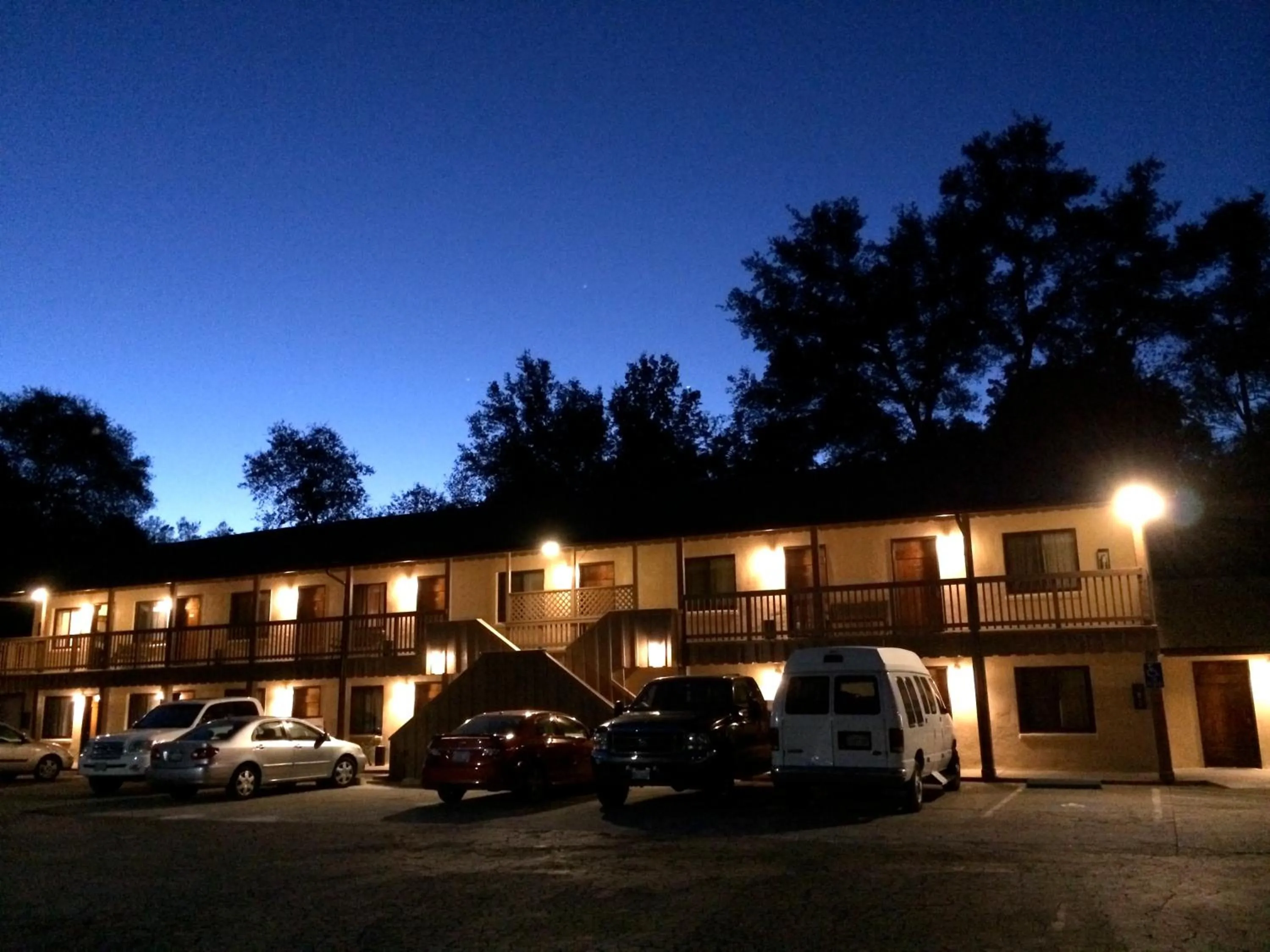 Facade/entrance, Property Building in Miners Motel Jamestown