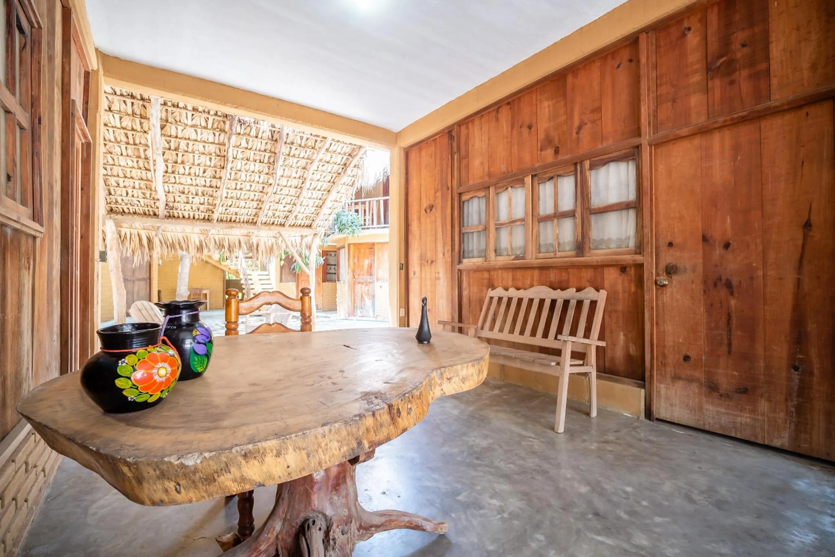 Lobby or reception in OYO Cabañas Abril, Mazunte