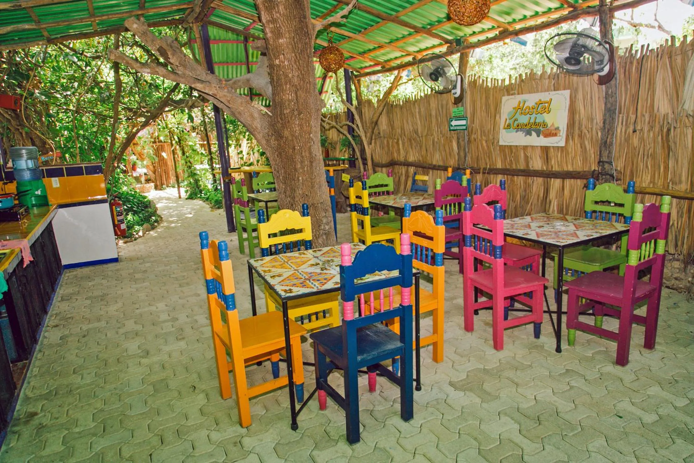Dining area in Hostel Candelaria