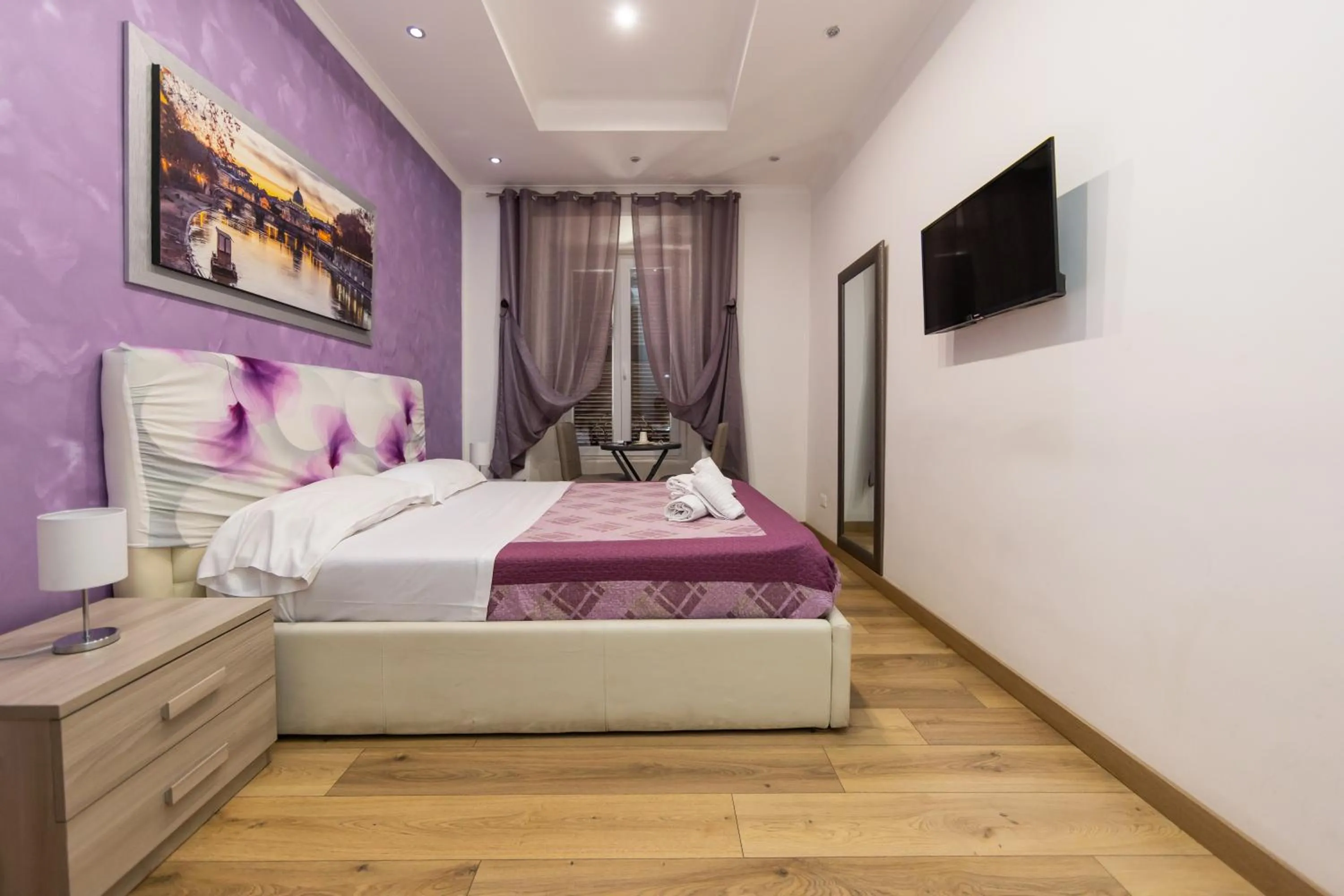 Bedroom, Bed in Imperiale Top