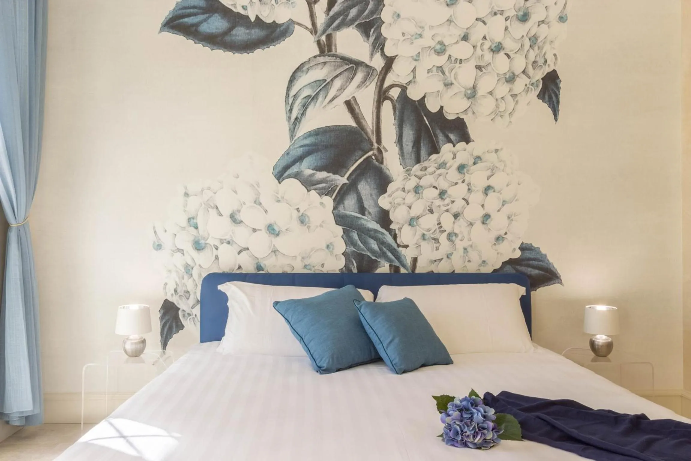 Bedroom in Villa Furoa