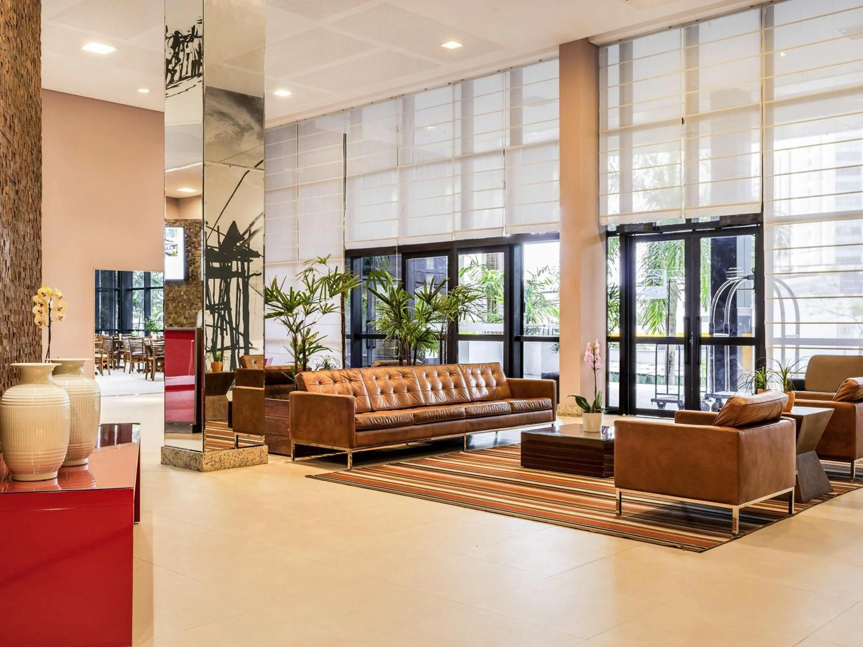 Property building in Mercure Salvador Boulevard Hotel