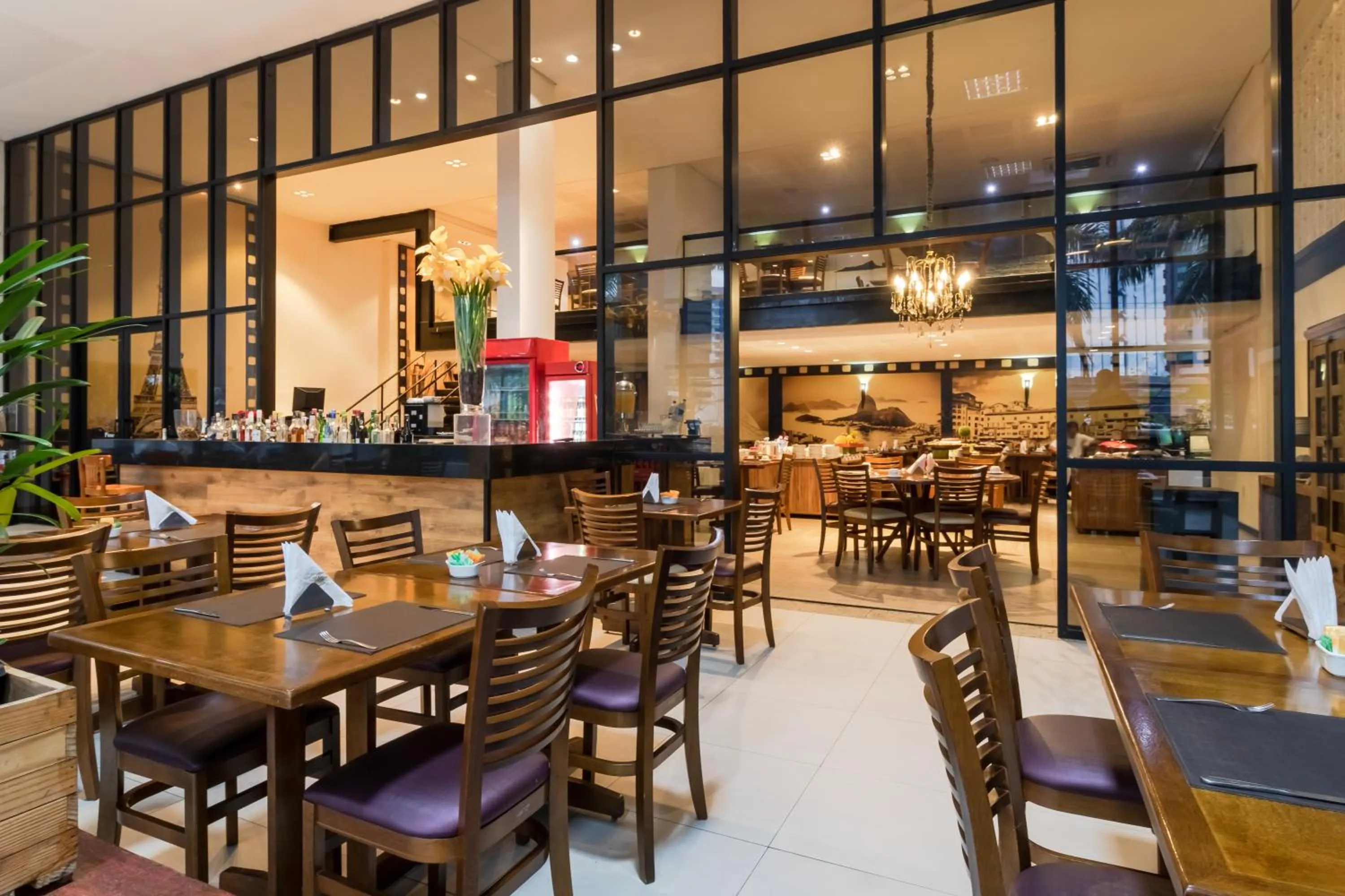 Restaurant/places to eat in Mercure Salvador Boulevard Hotel