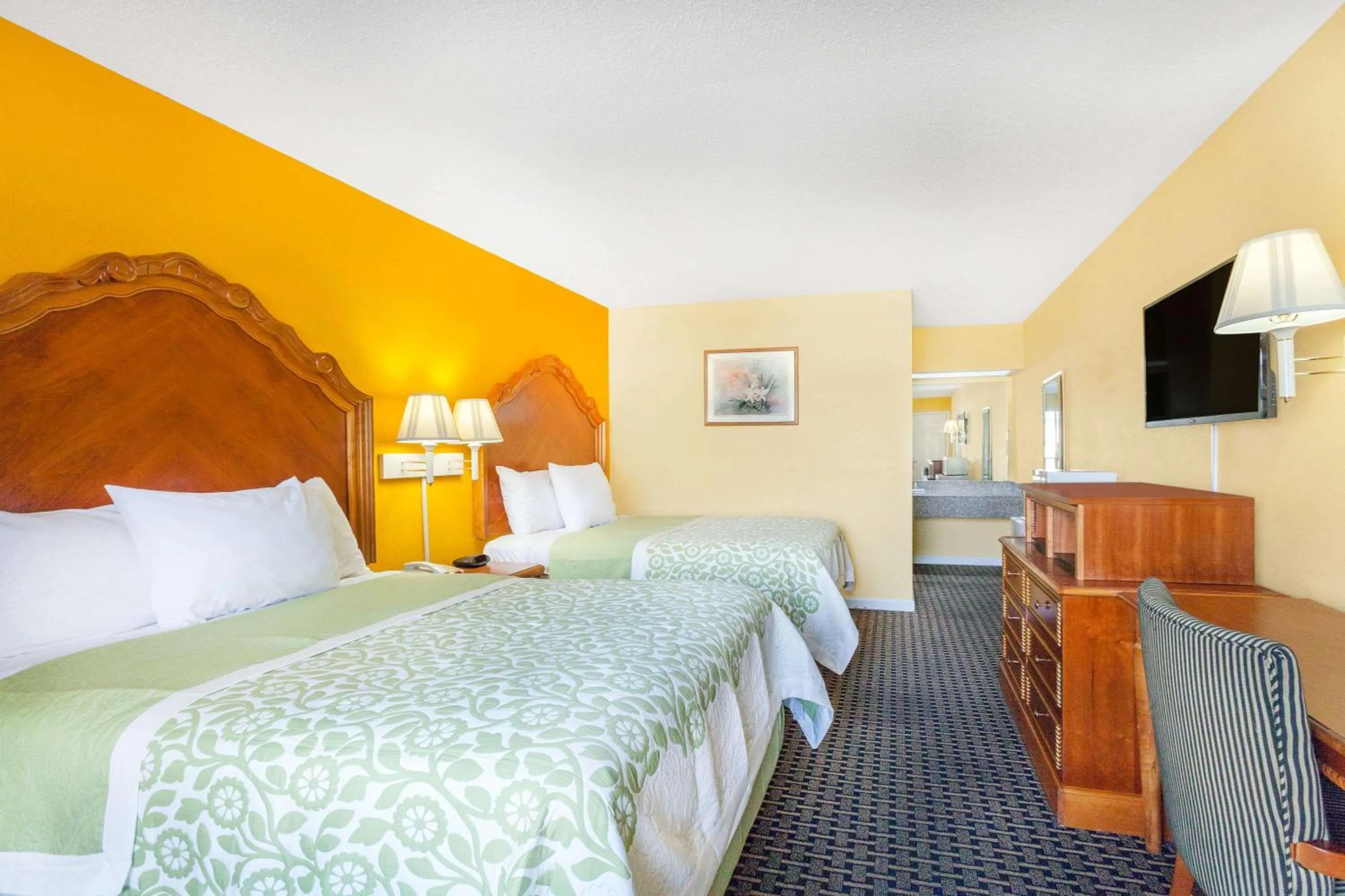 Photo of the whole room, Bed in Days Inn by Wyndham Jacksonville