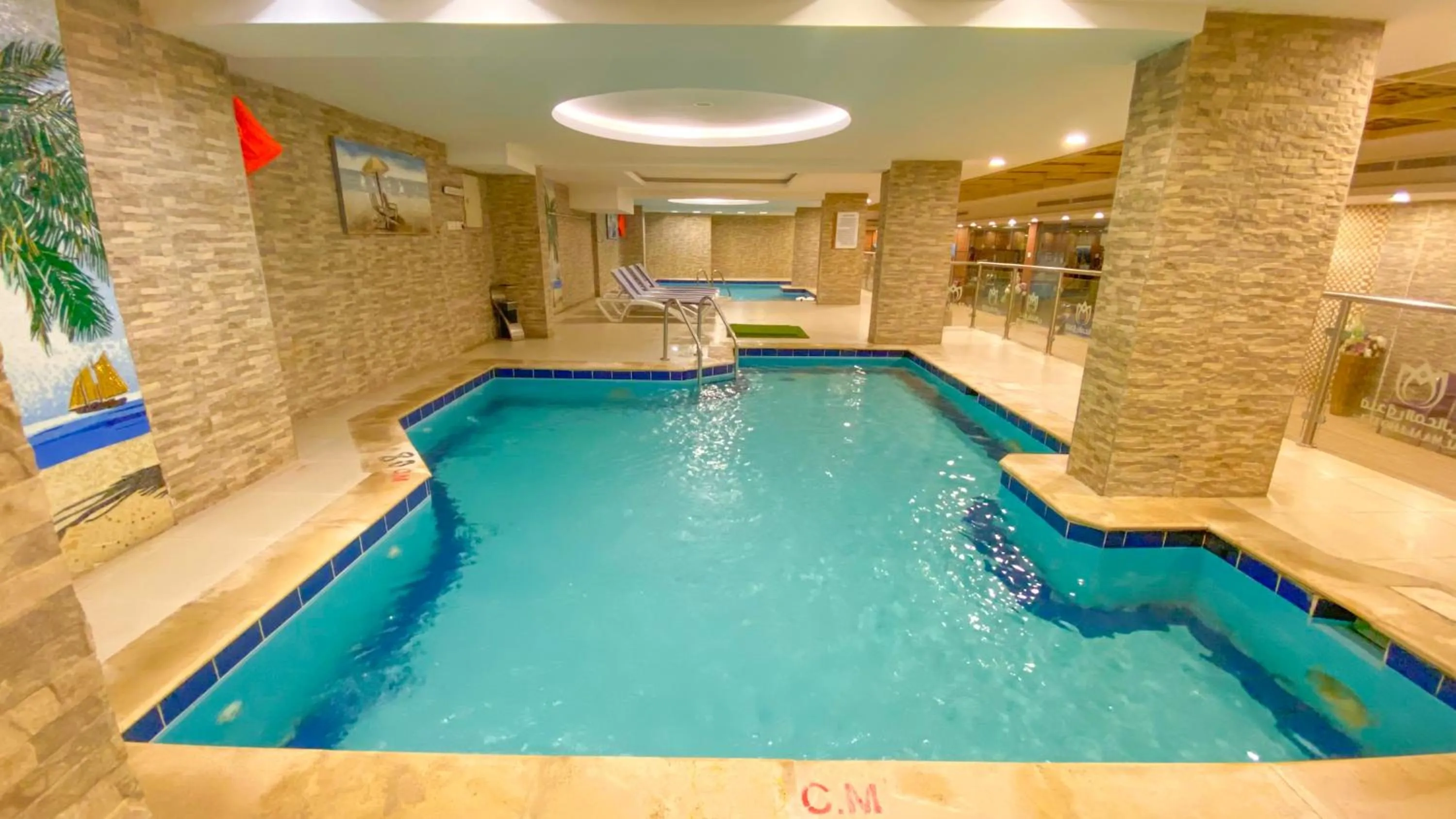Swimming pool in Al Maali Hotel Jazan