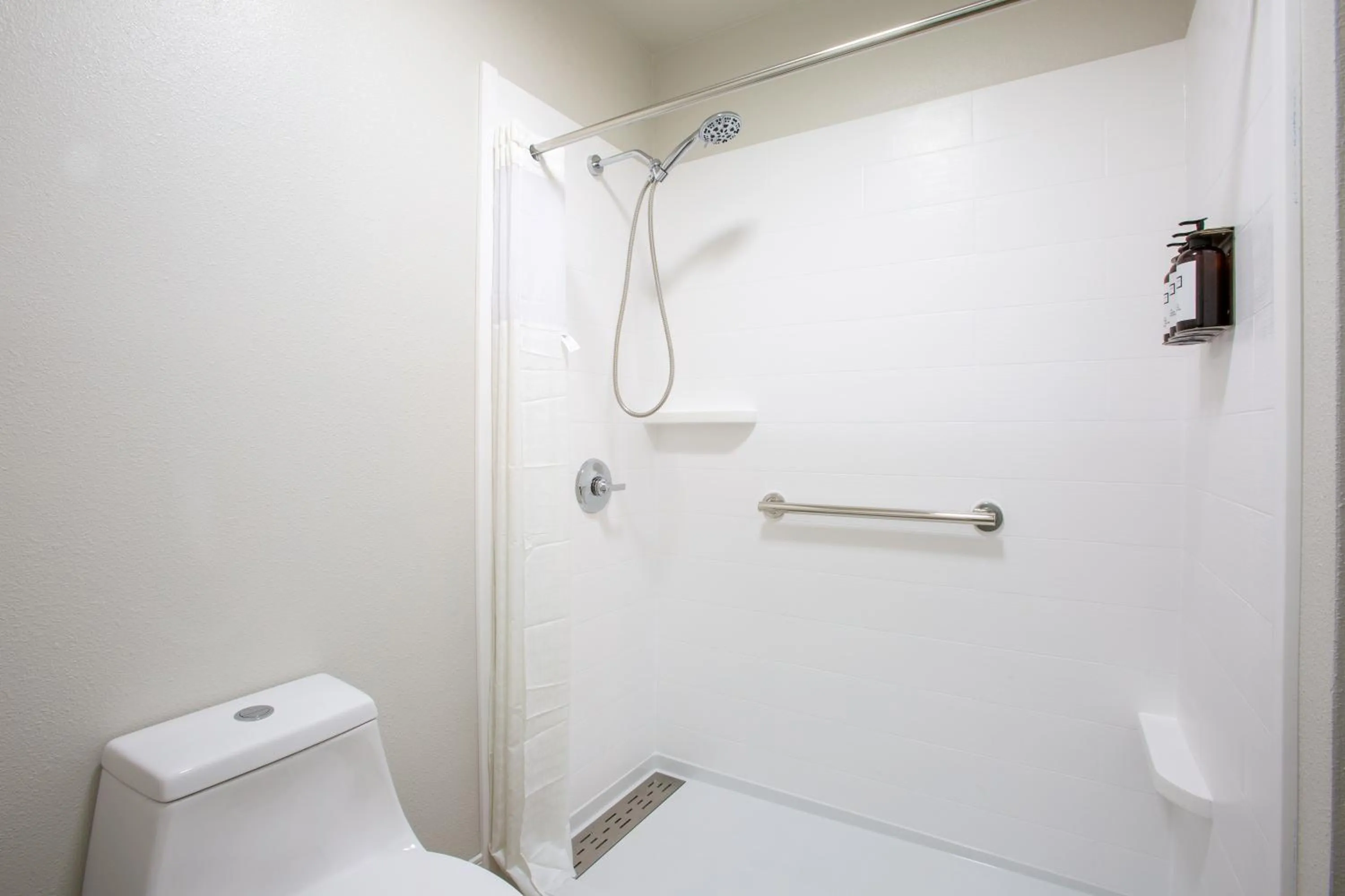 Shower in Kokopelli Inn Sedona, Trademark Collection by Wyndham