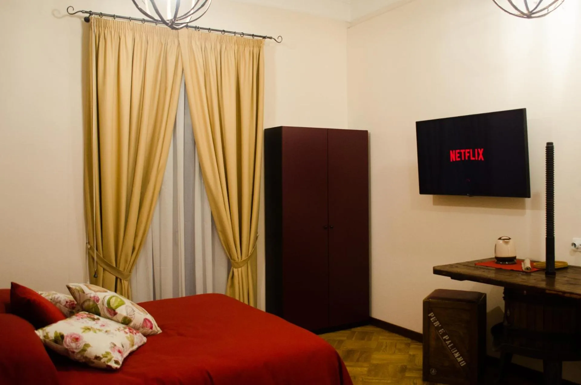 Photo of the whole room, Bed in B&B Sosta Flegrea