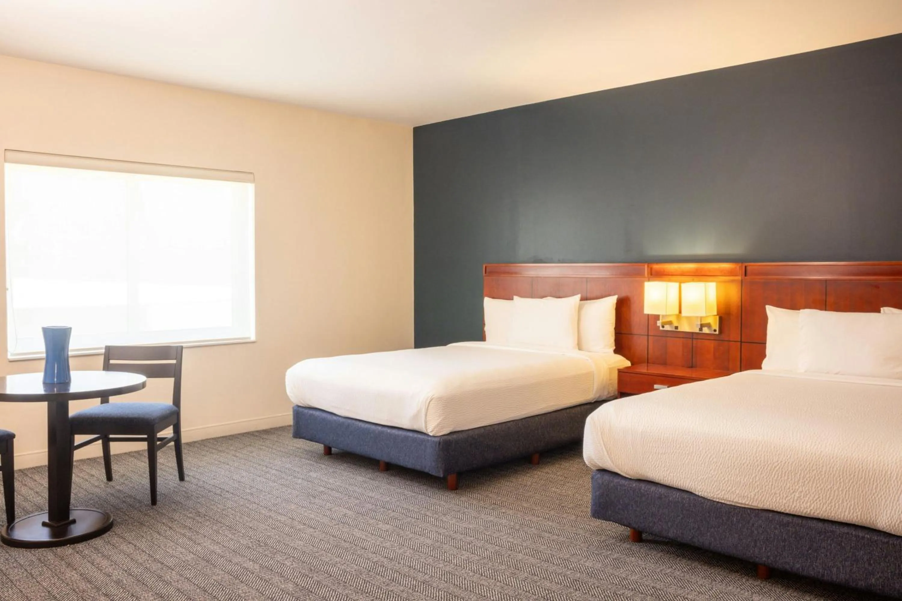 Photo of the whole room, Bed in Courtyard Toluca Tollocan