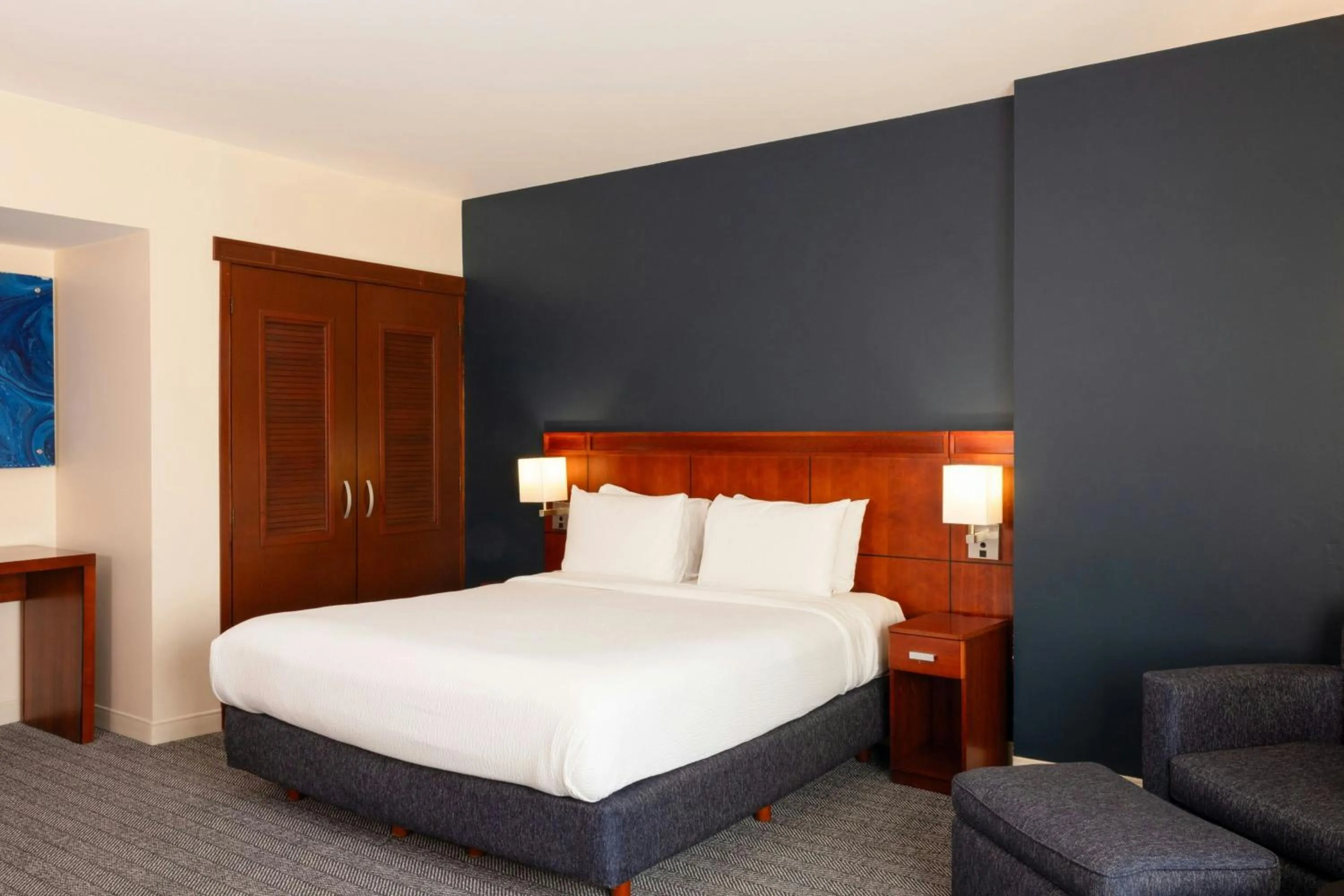 Bedroom, Bed in Courtyard Toluca Tollocan