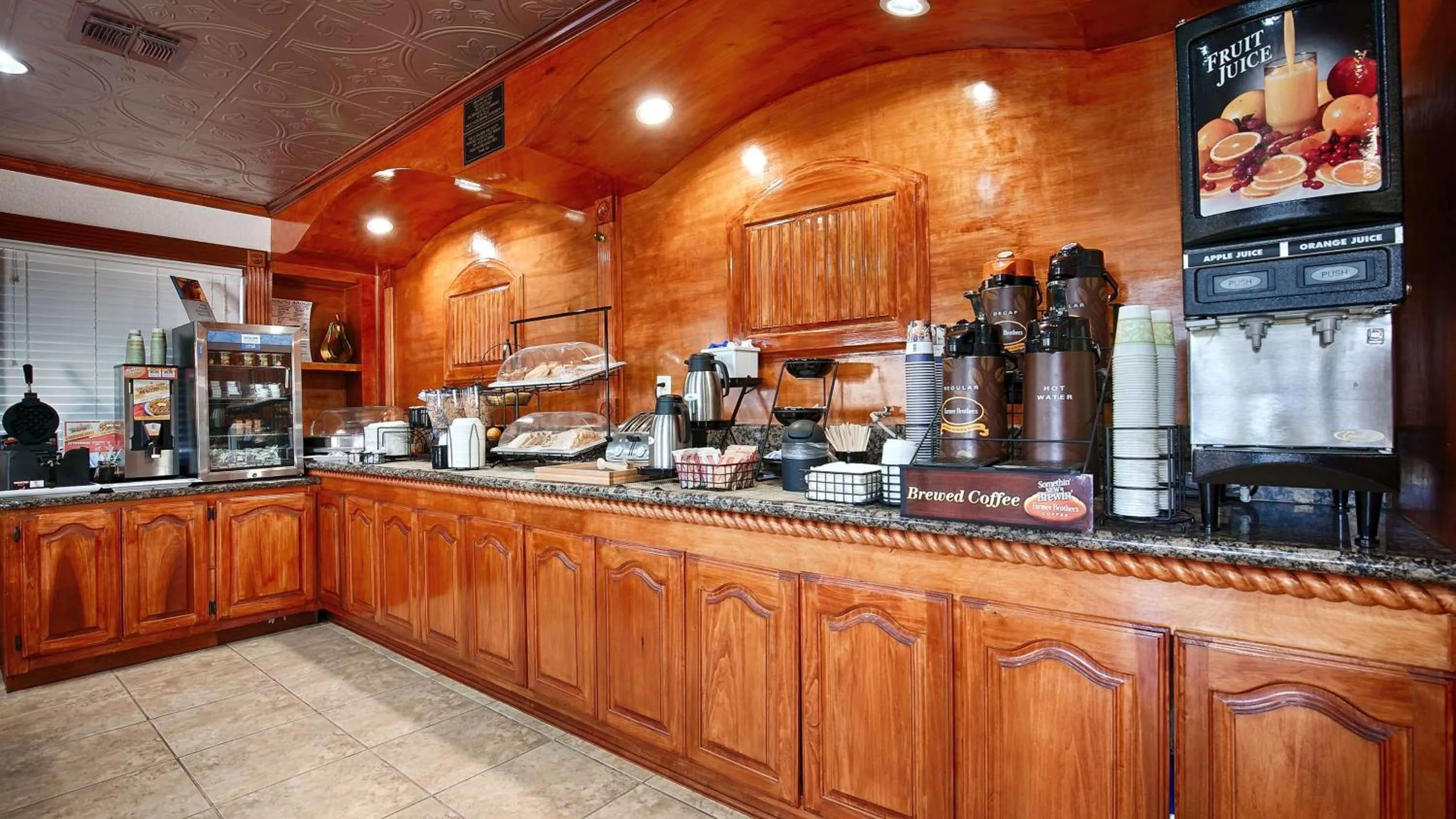 Restaurant/places to eat in Americas Best Value Inn Kingsville