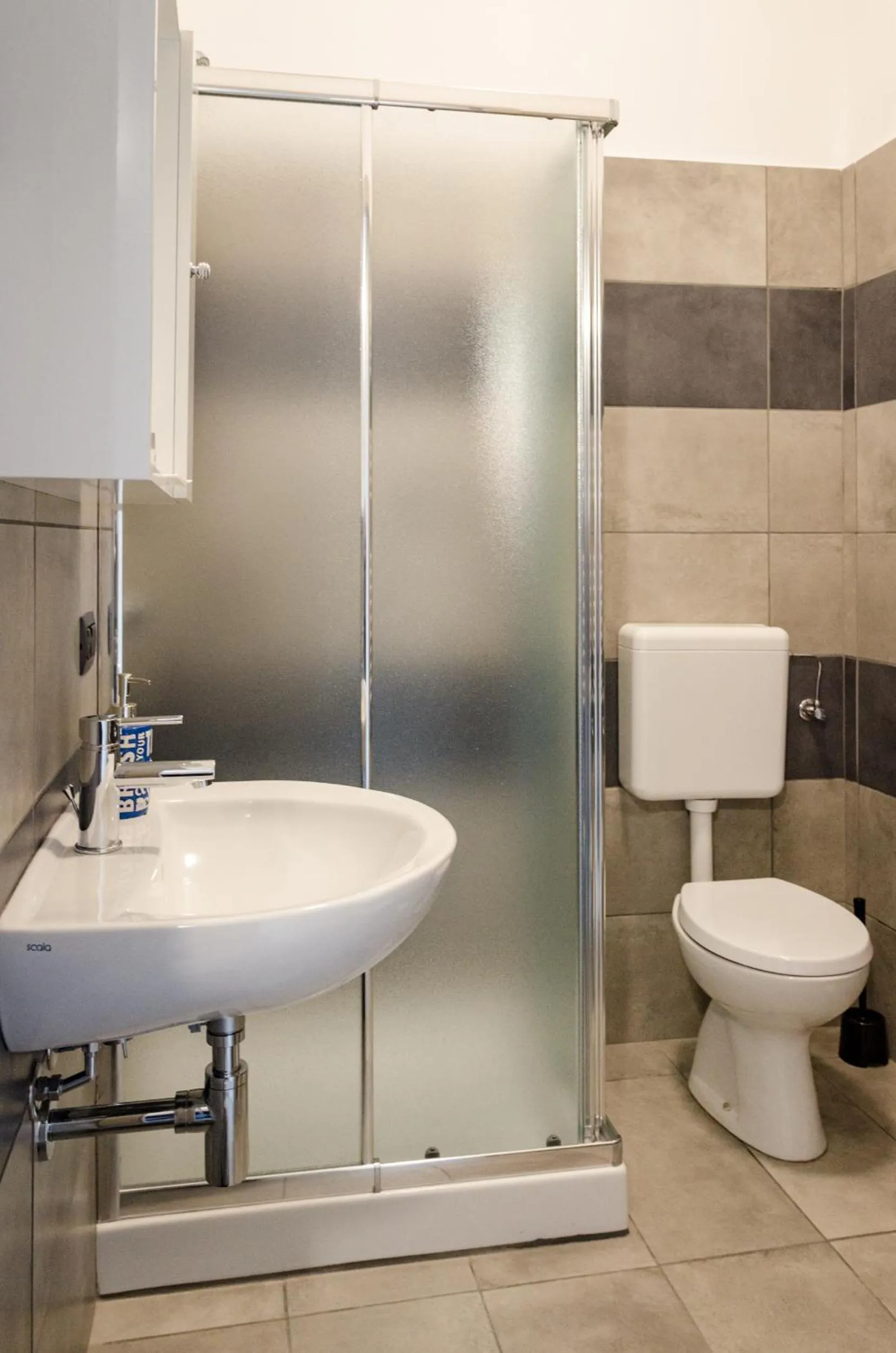 Shower in La Montrucca Camere