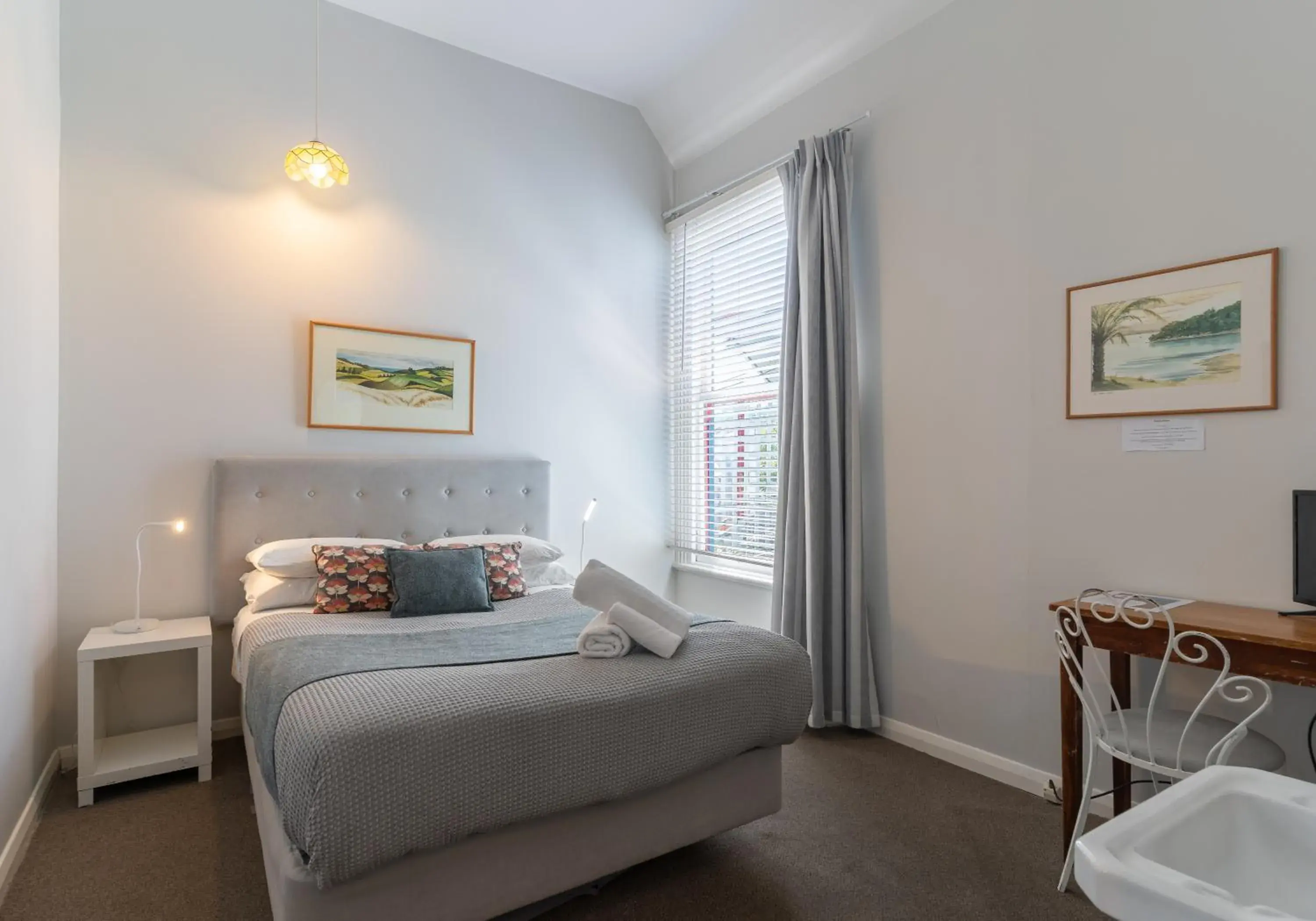 Double Room with Shared Bathroom in The Villa Double Room with Shared Bathroom in The Villa