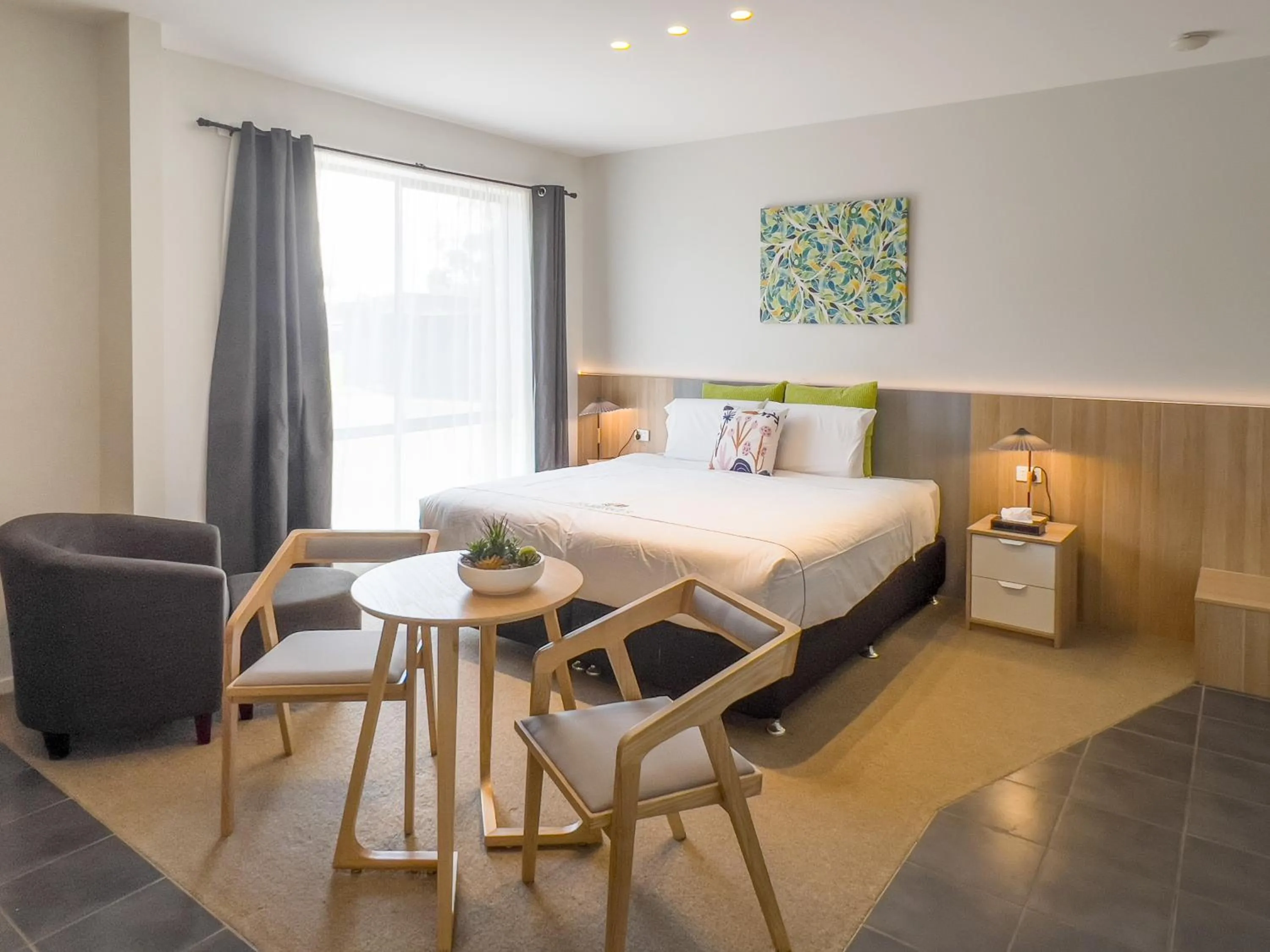 Bedroom, Bed in A1 Motels and Apartments Port Fairy