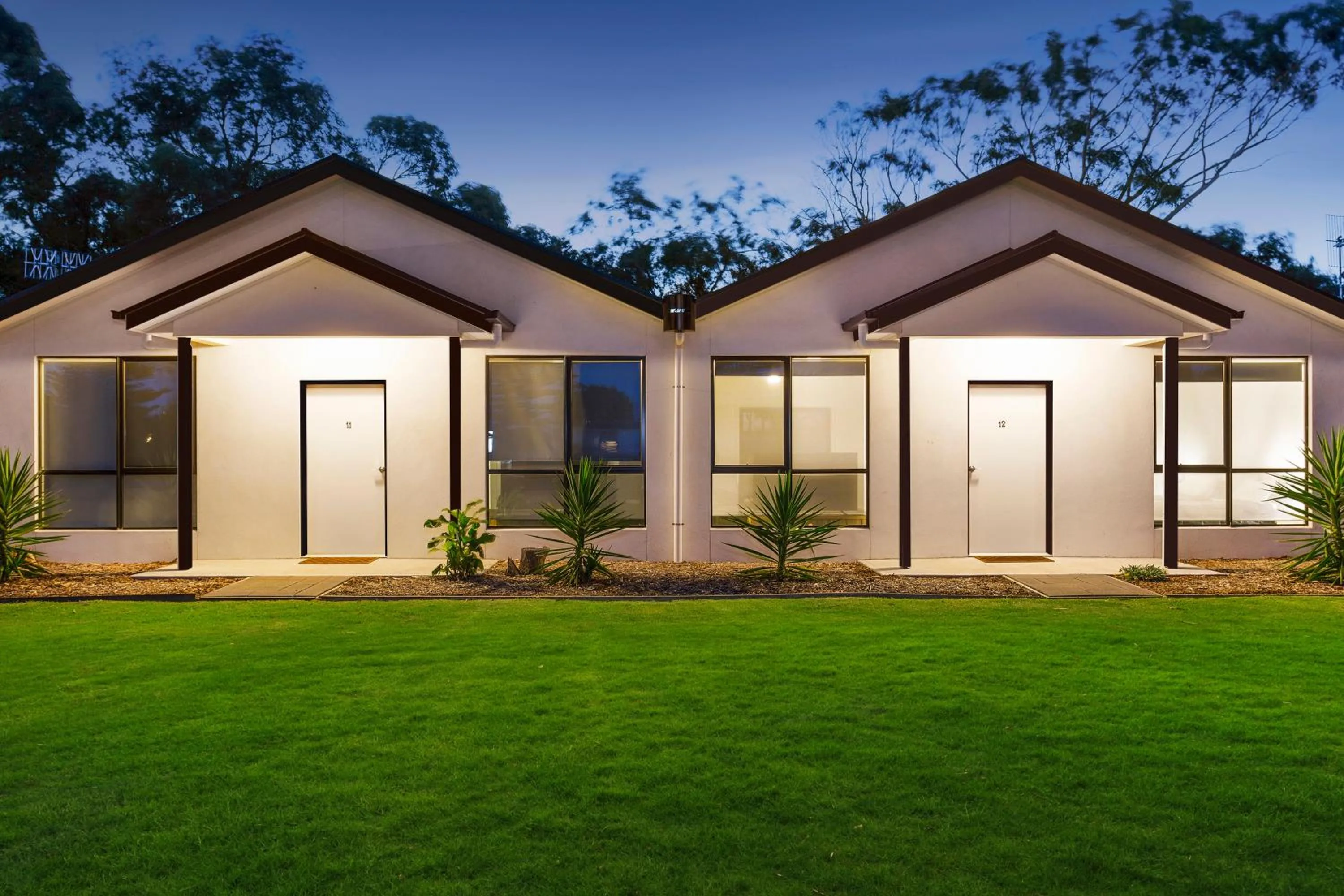 Facade/entrance in A1 Motels and Apartments Port Fairy