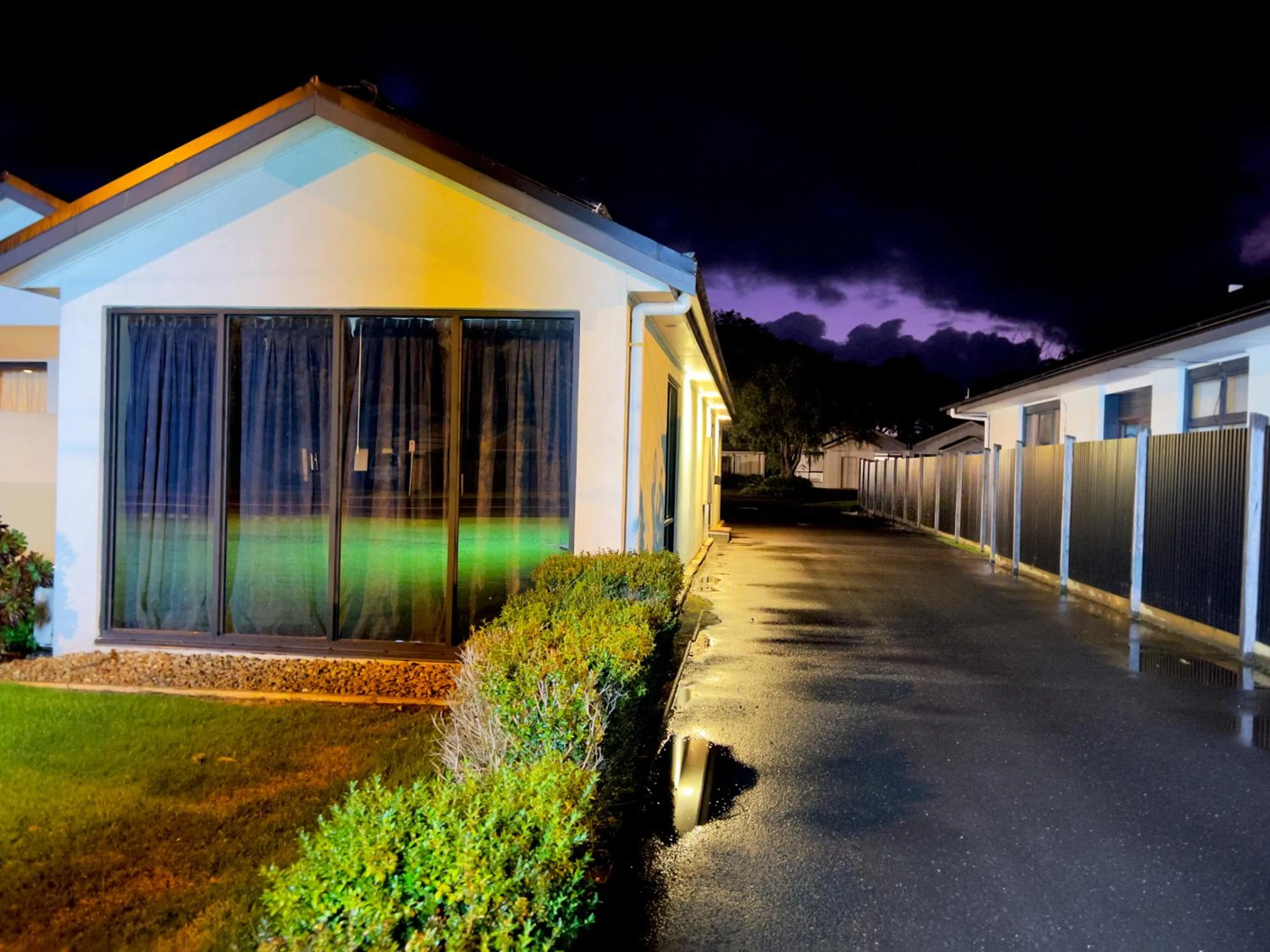 Property building in A1 Motels and Apartments Port Fairy