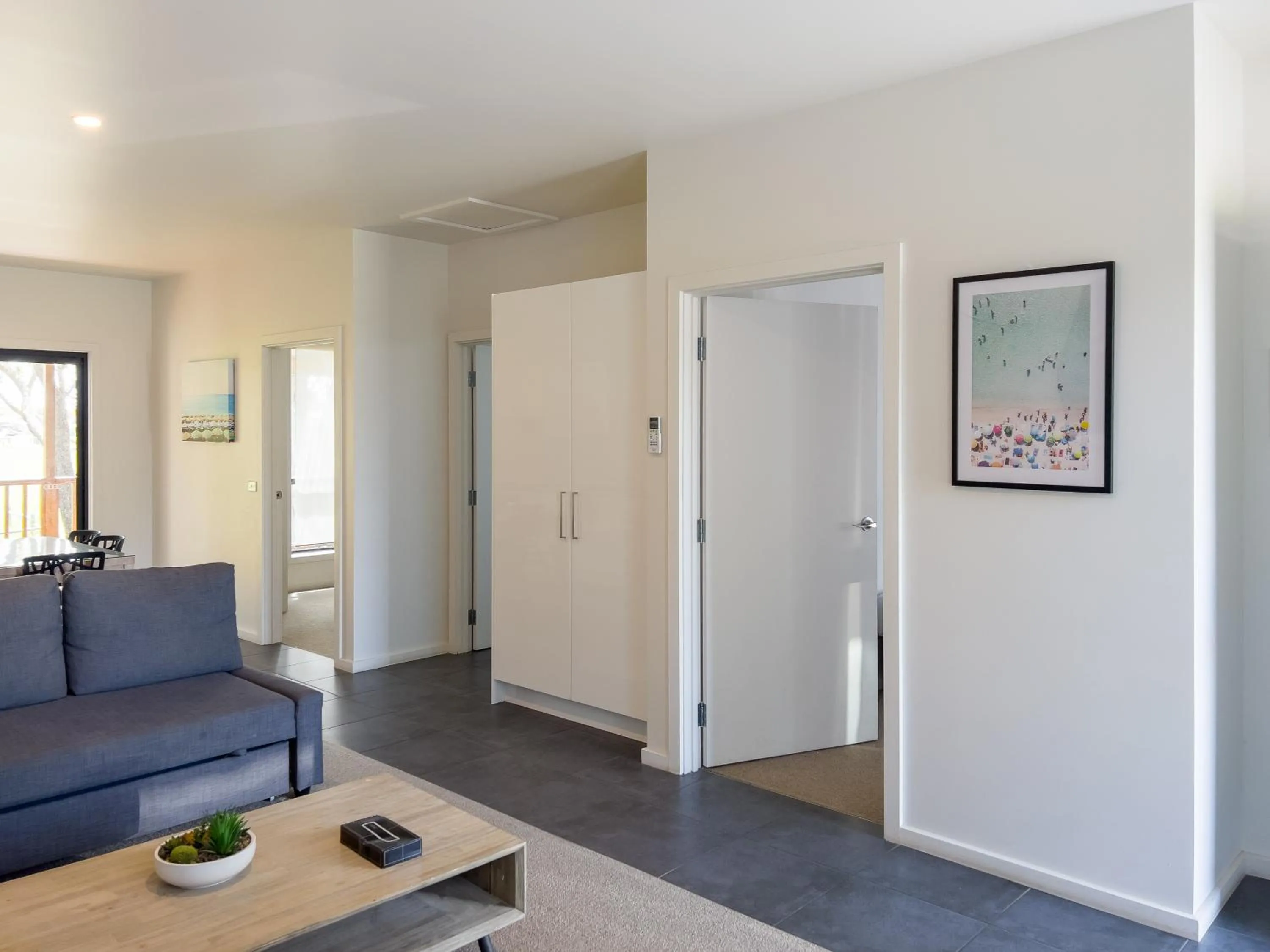 Seating area in A1 Motels and Apartments Port Fairy