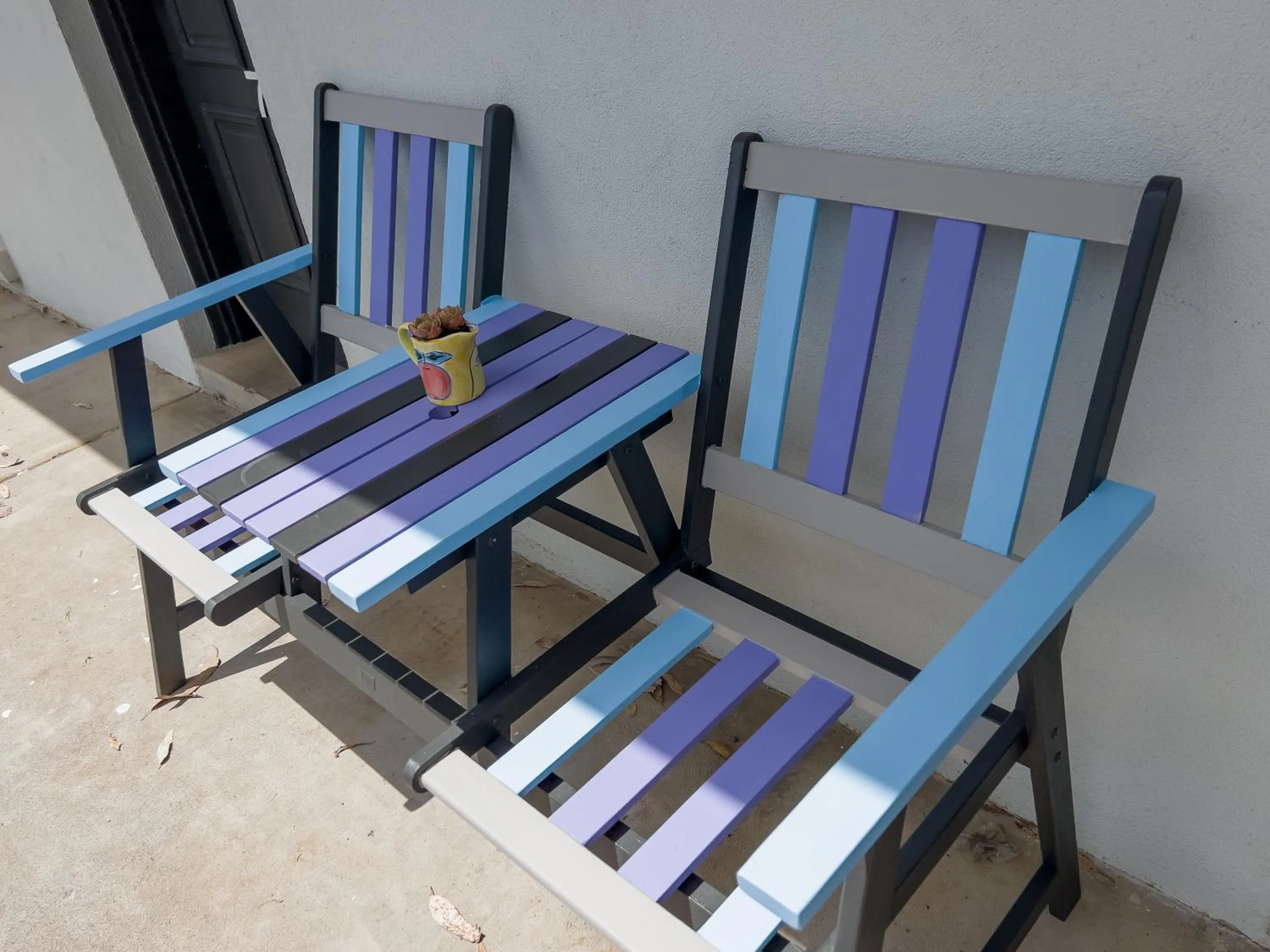 Decorative detail in A1 Motels and Apartments Port Fairy