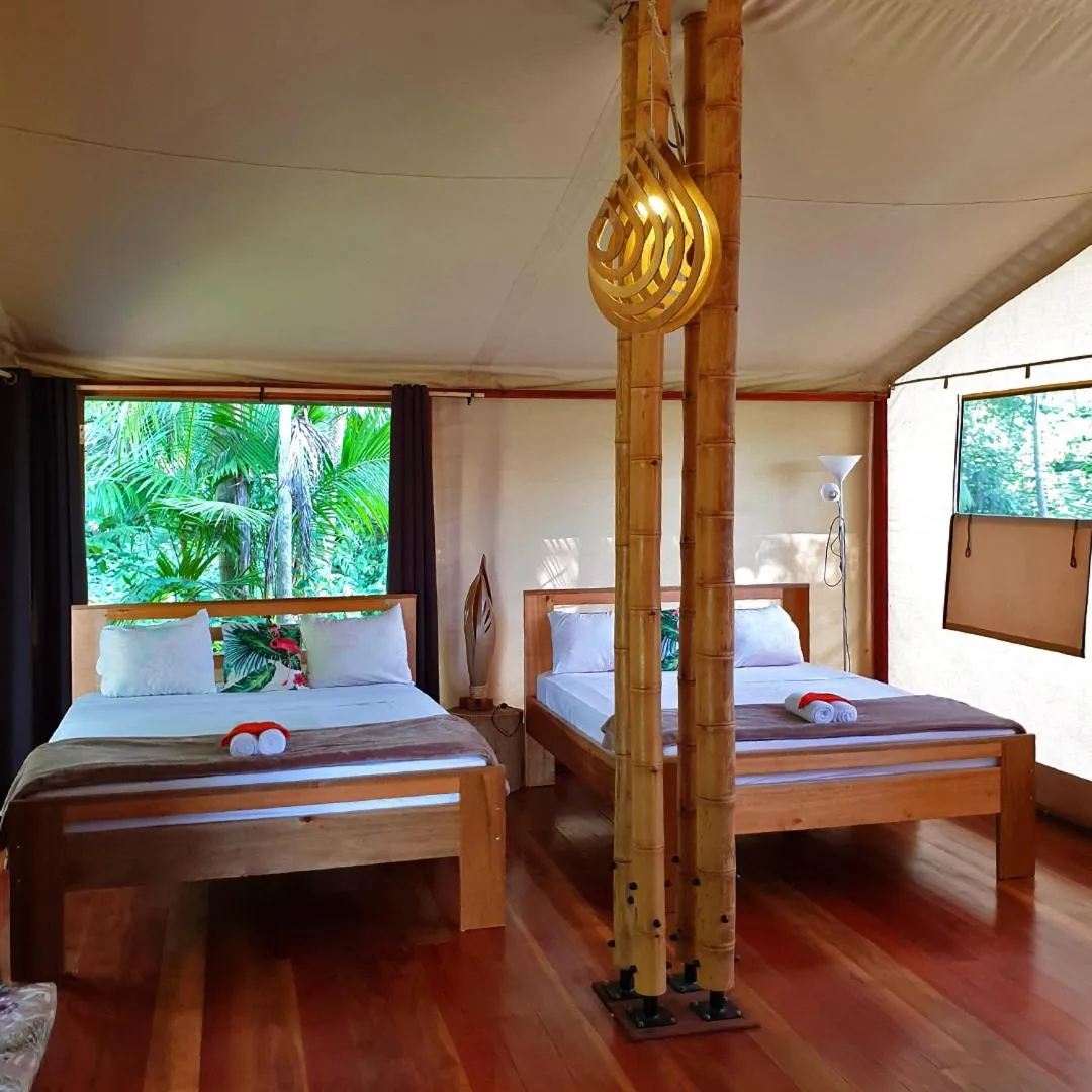 Bed in Houttuyn Wellness River Resort