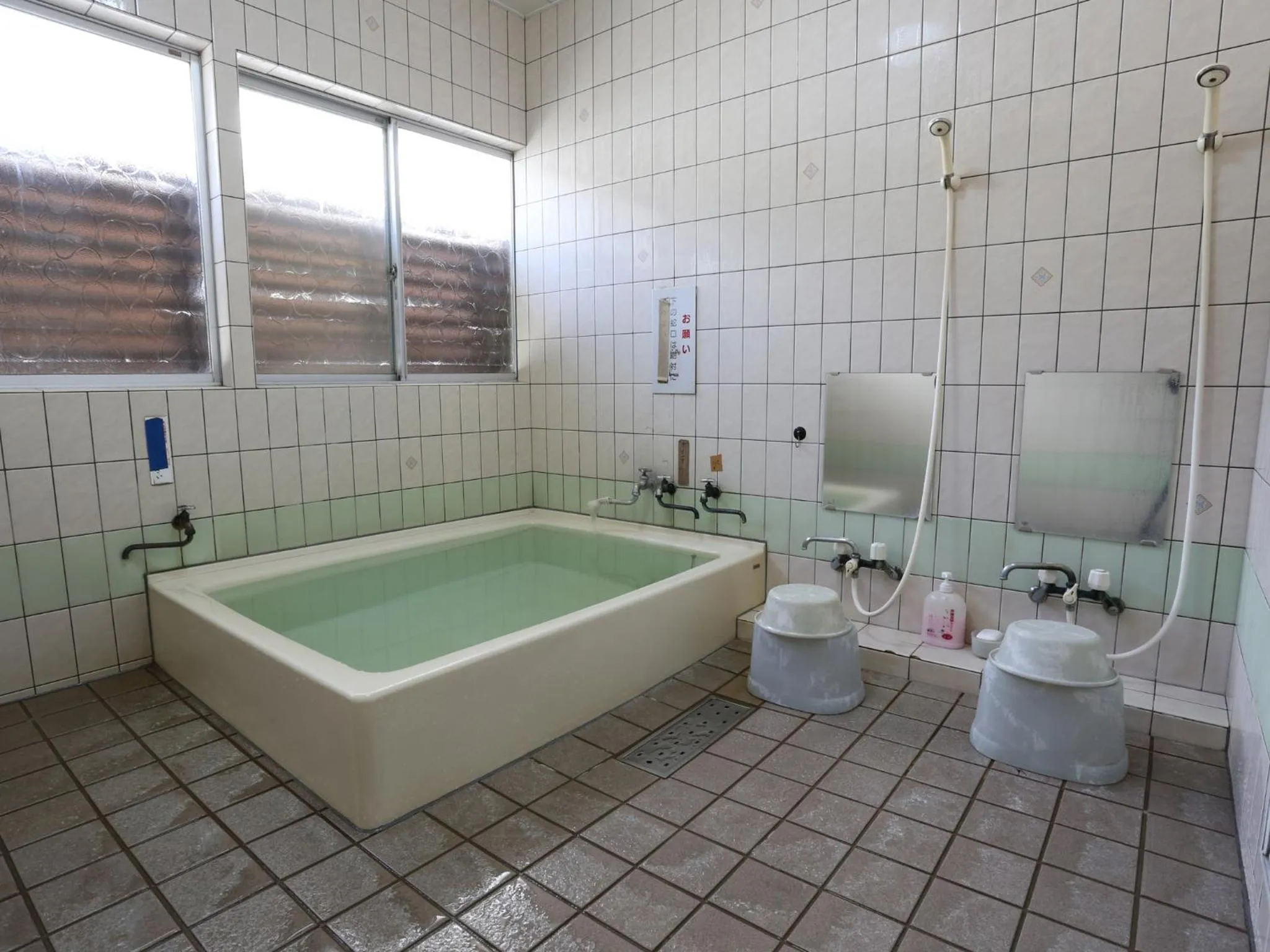 Public Bath in Minshuku Unzen
