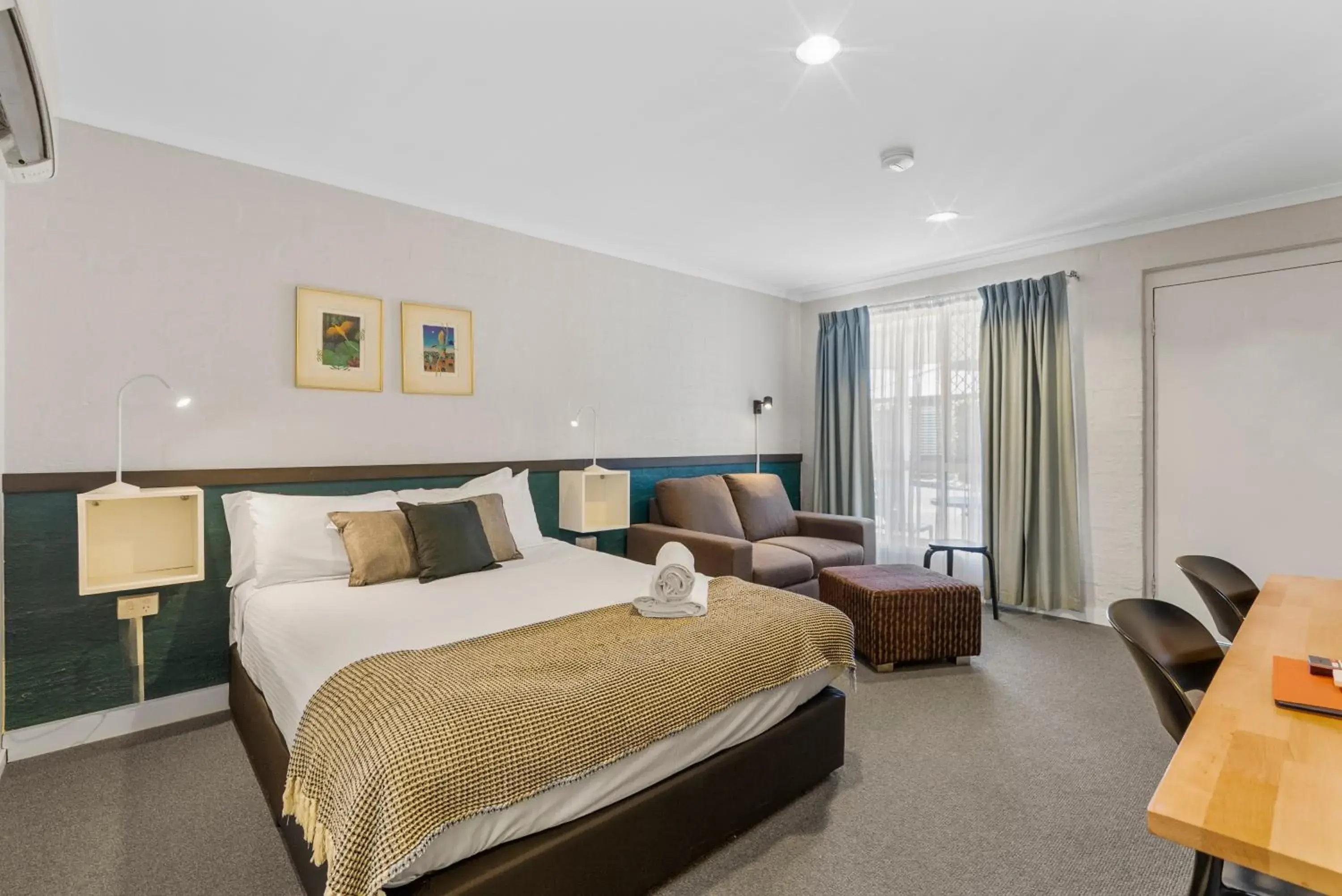 Standard Queen Room in Ballina Byron Islander Resort and Conference Centre Standard Queen Room in Ballina Byron Islander Resort and Conference Centre