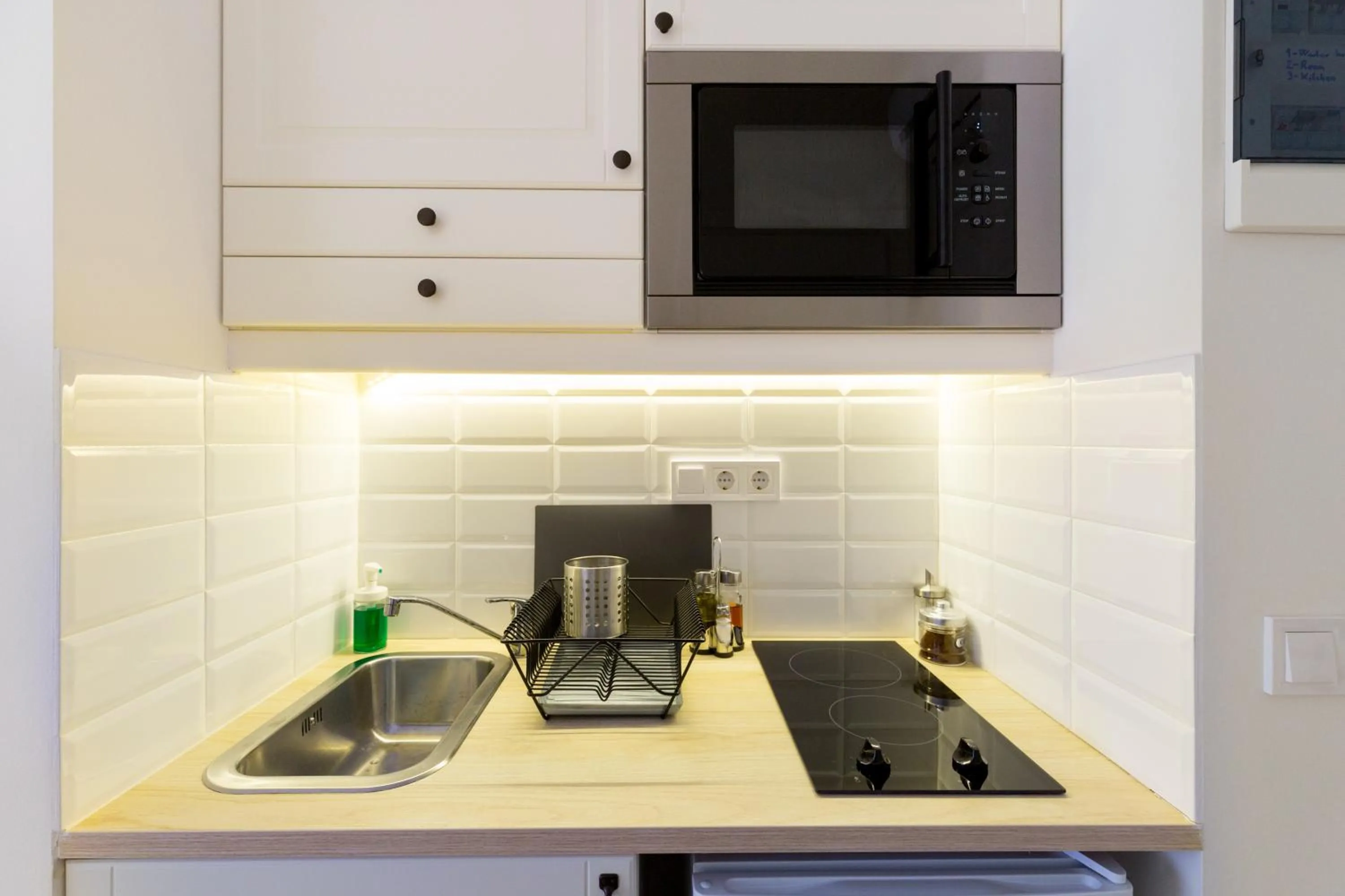 Kitchen or kitchenette in Dinostratus House