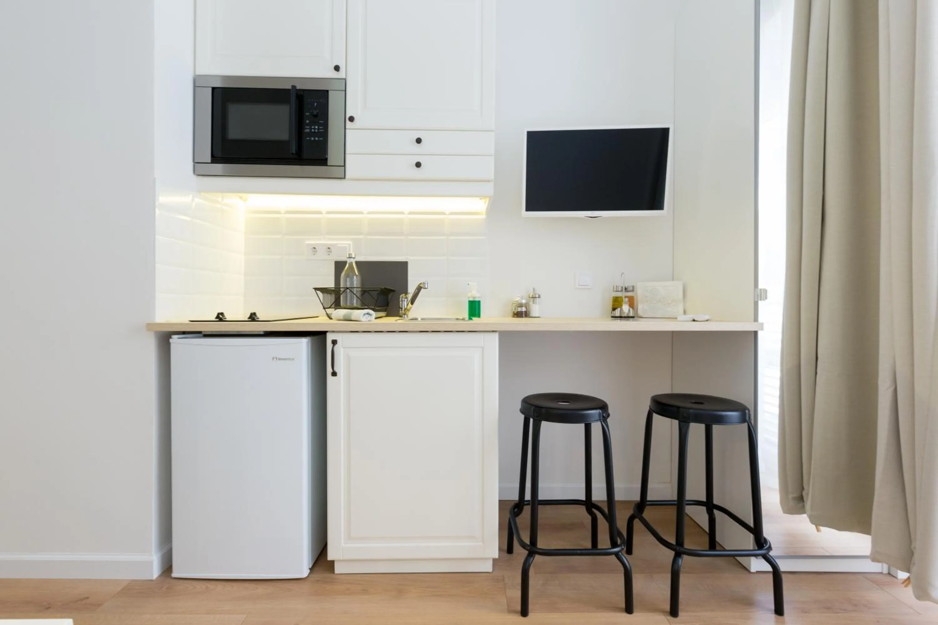 TV and multimedia in Dinostratus House