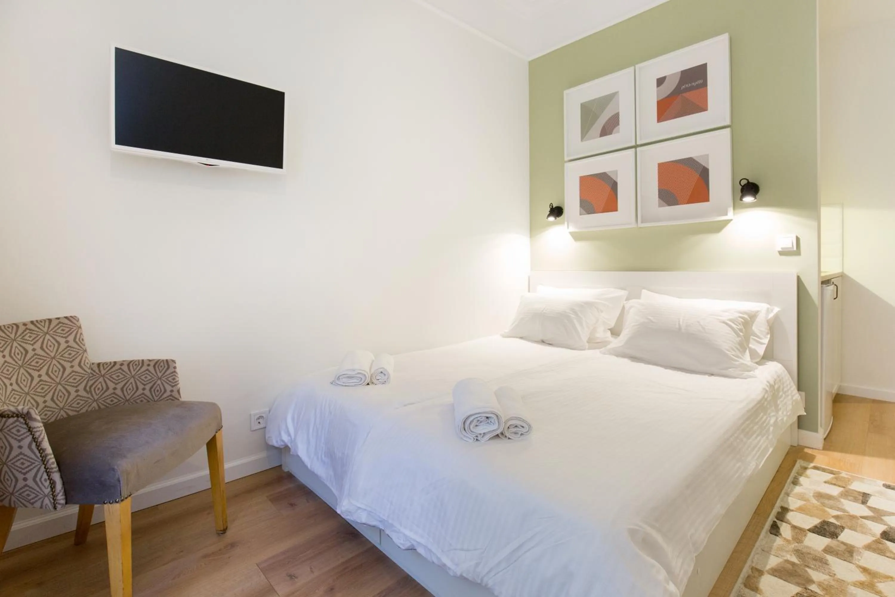 Bed in Dinostratus House