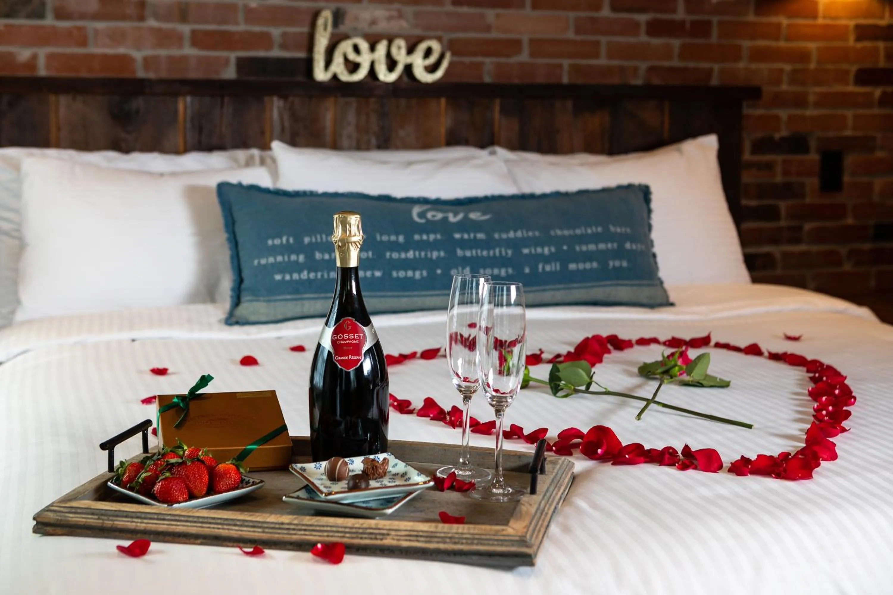 Bed in The Barnstead Inn