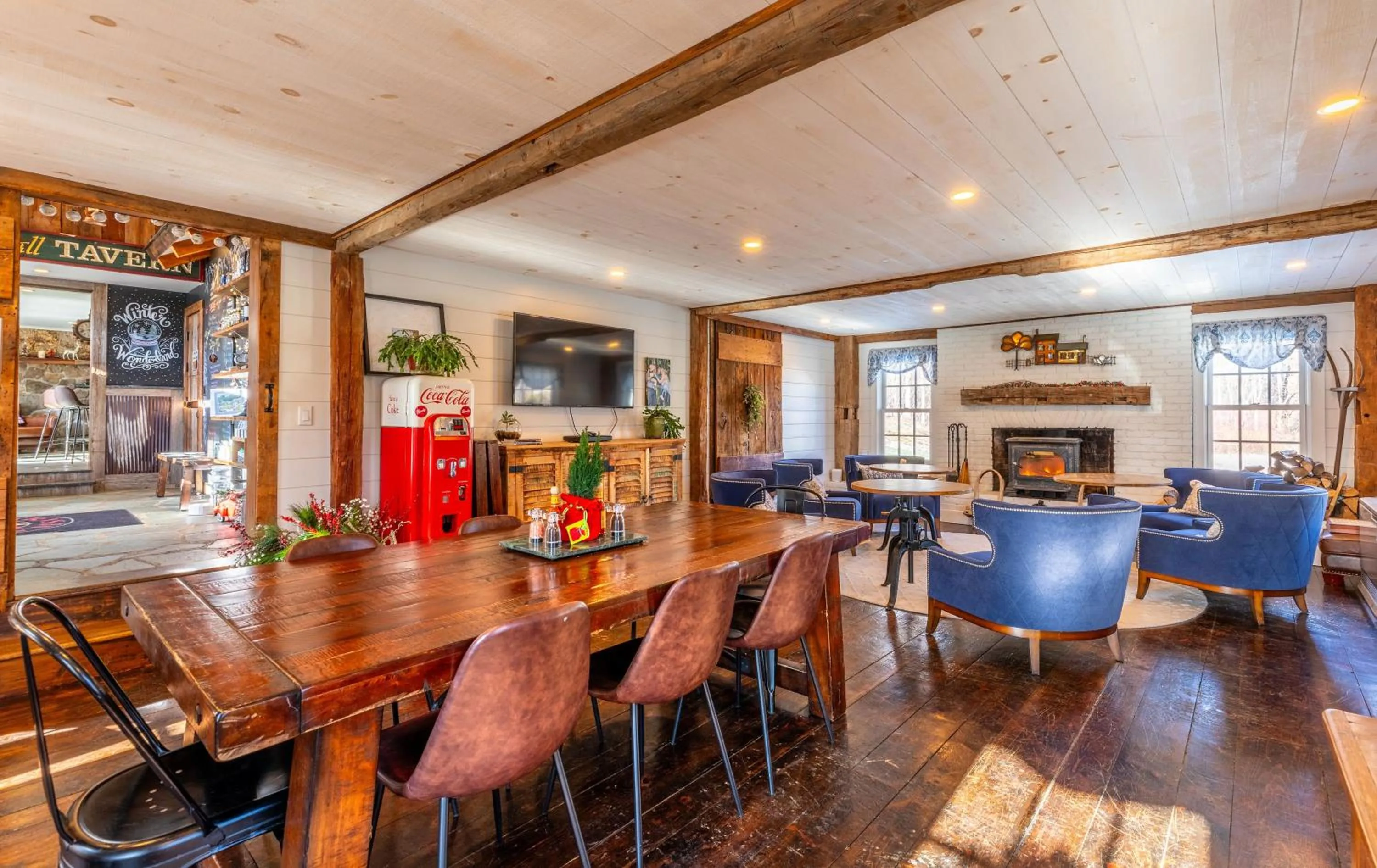 Living room in The Barnstead Inn